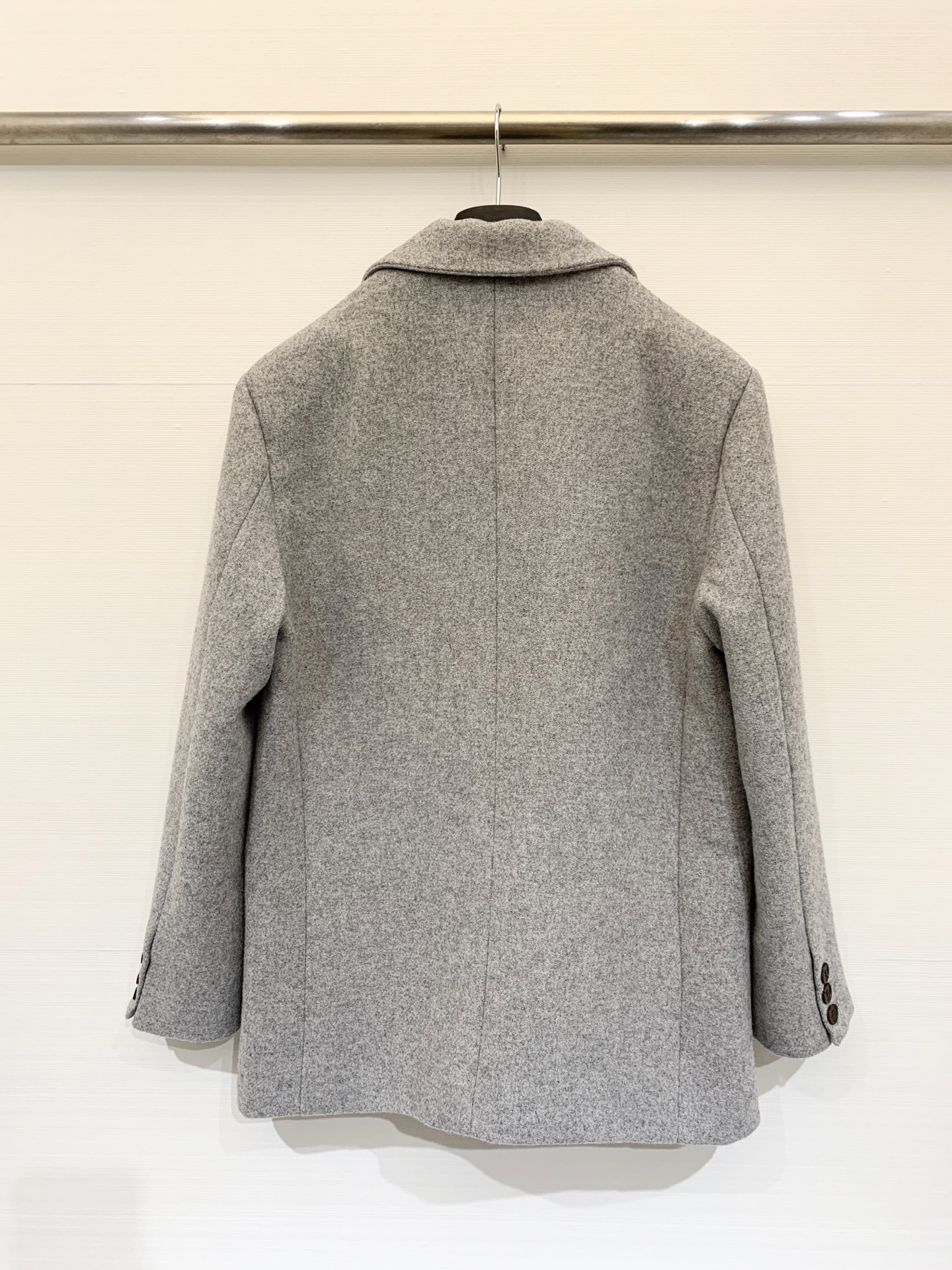 MM6 25秋冬新款 四点缝线羊毛西服外套 里衬设计 口袋采用经典LOGO 极简高级 两色sml