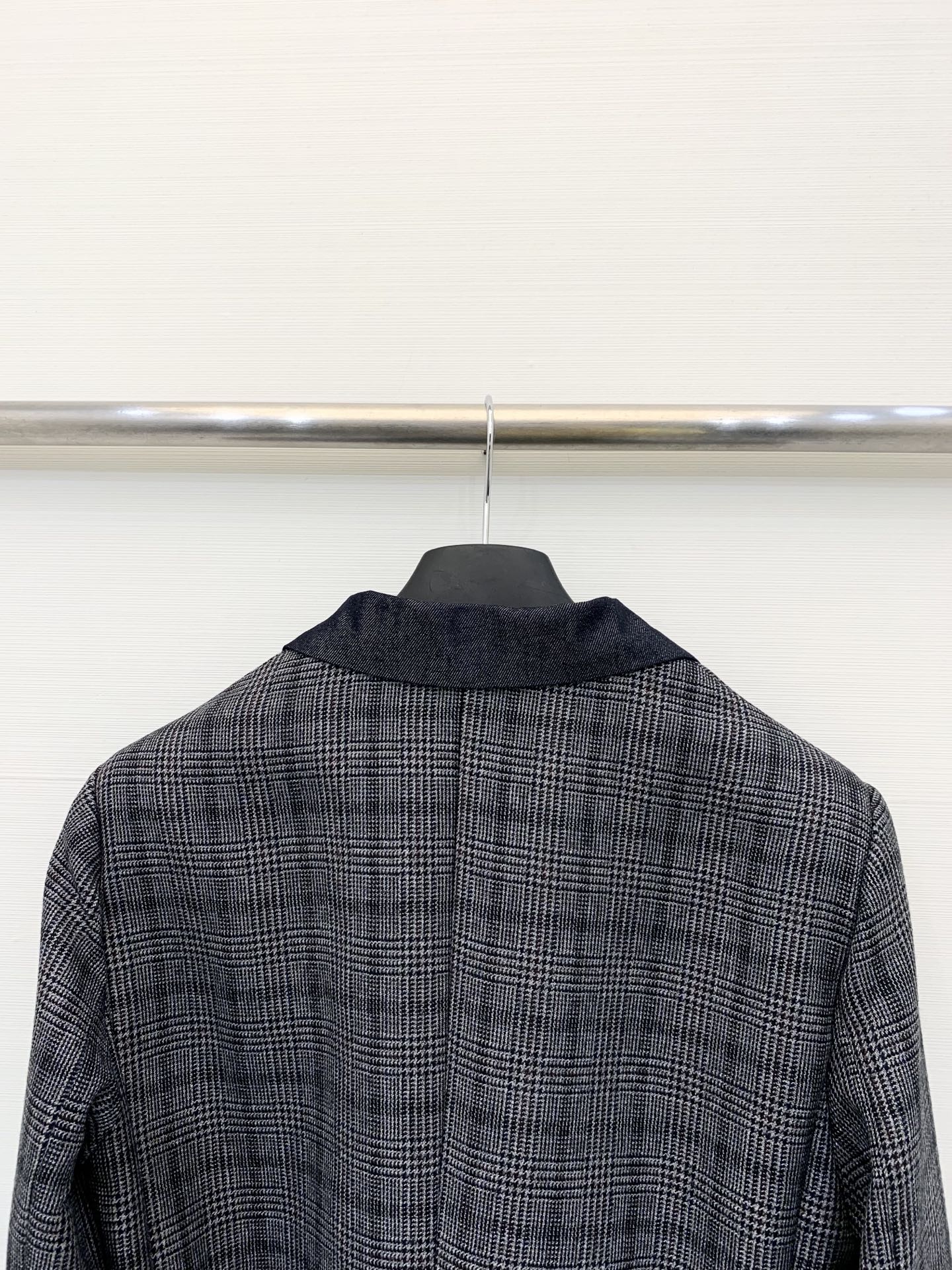 BC 25FW秋冬新款 格纹撞色领西服外套 这件绝对是宝藏 让你无法拒绝的高级感 出入重要场合 不失格调