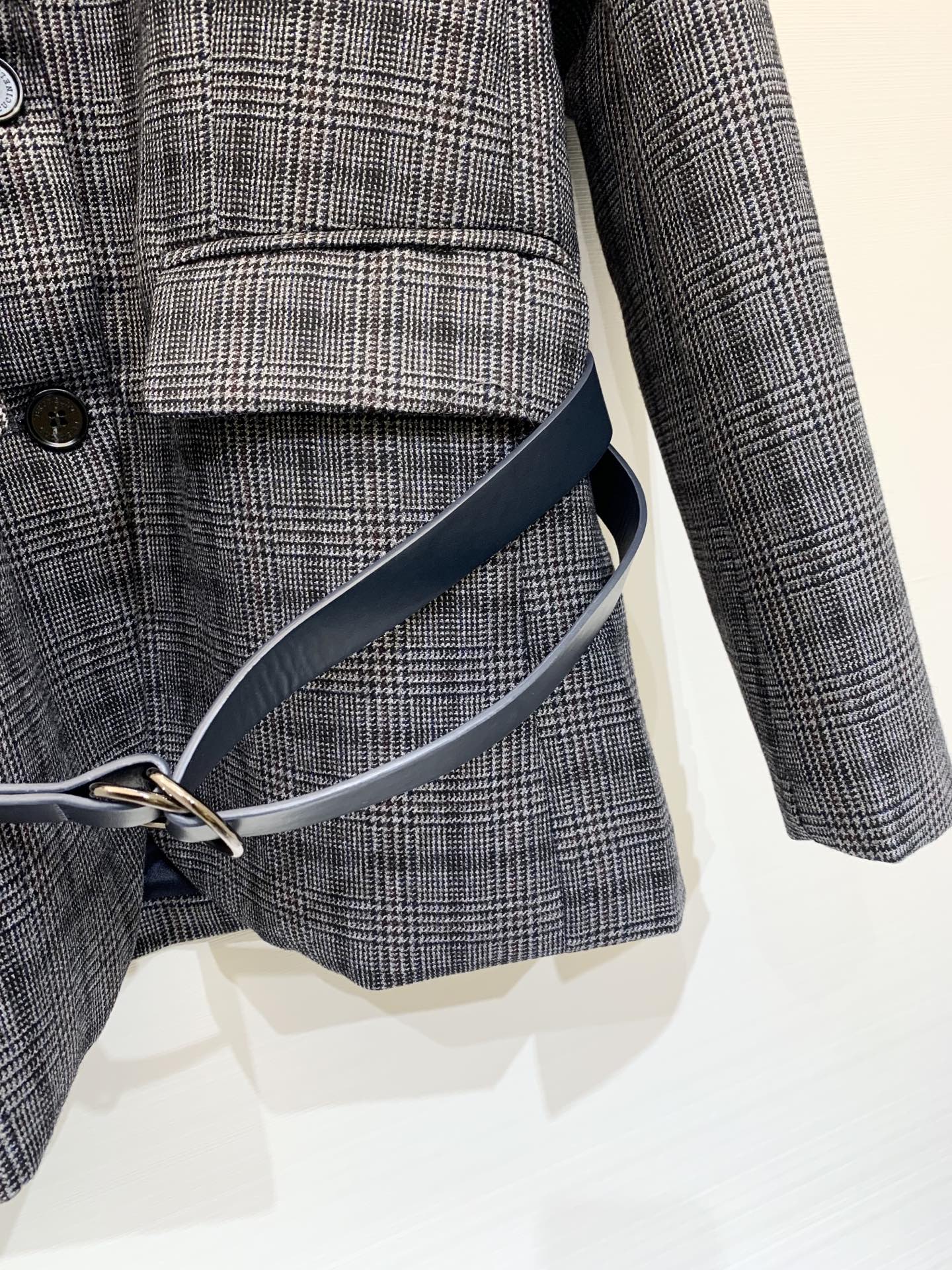 BC 25FW秋冬新款 格纹撞色领西服外套 这件绝对是宝藏 让你无法拒绝的高级感 出入重要场合 不失格调