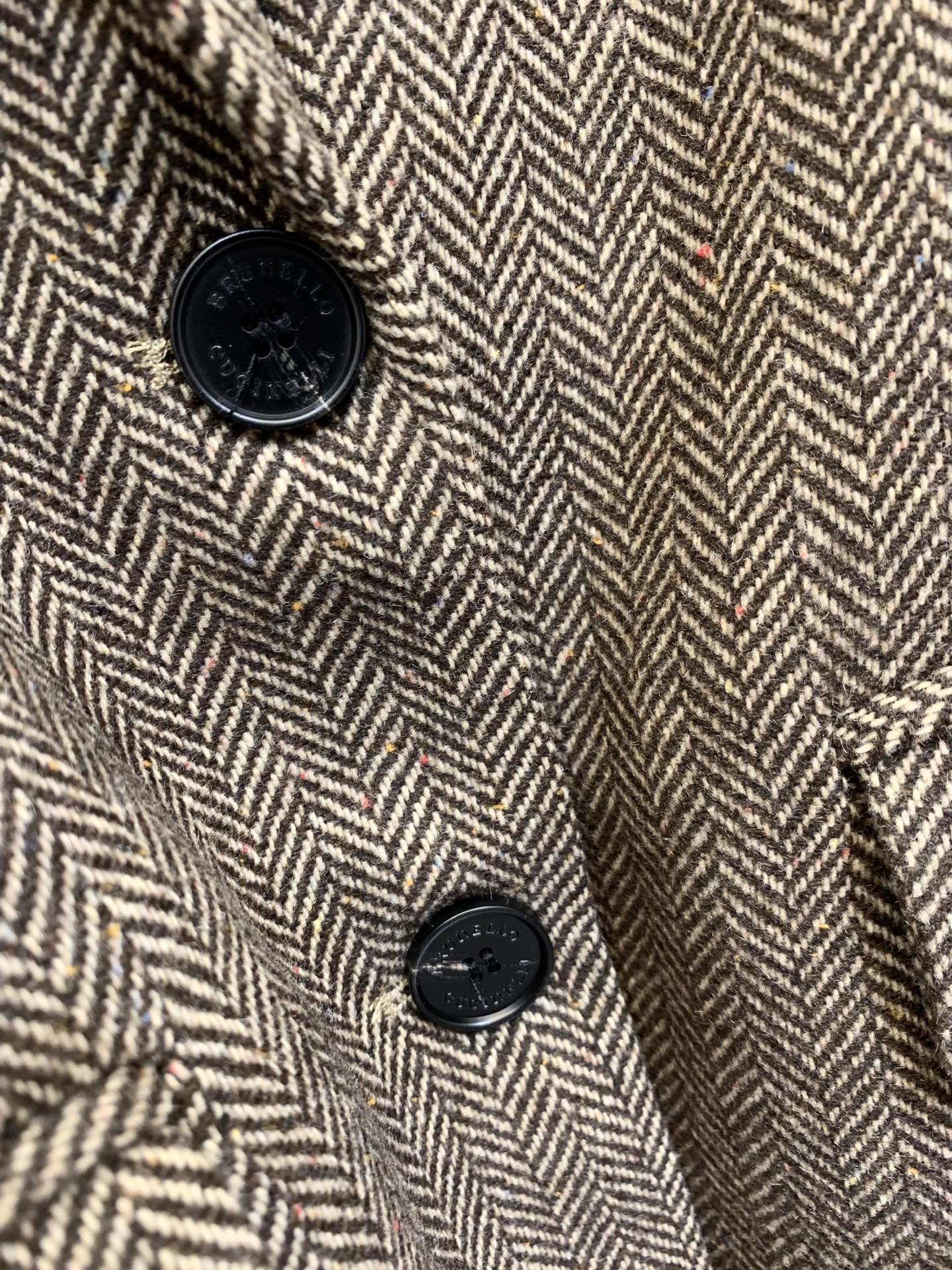 BC 2025FW秋冬新款 翻袖西羊毛西服外套 非常高级的进口质地 仔细看细节 颜色超正 上身非常飒爽 