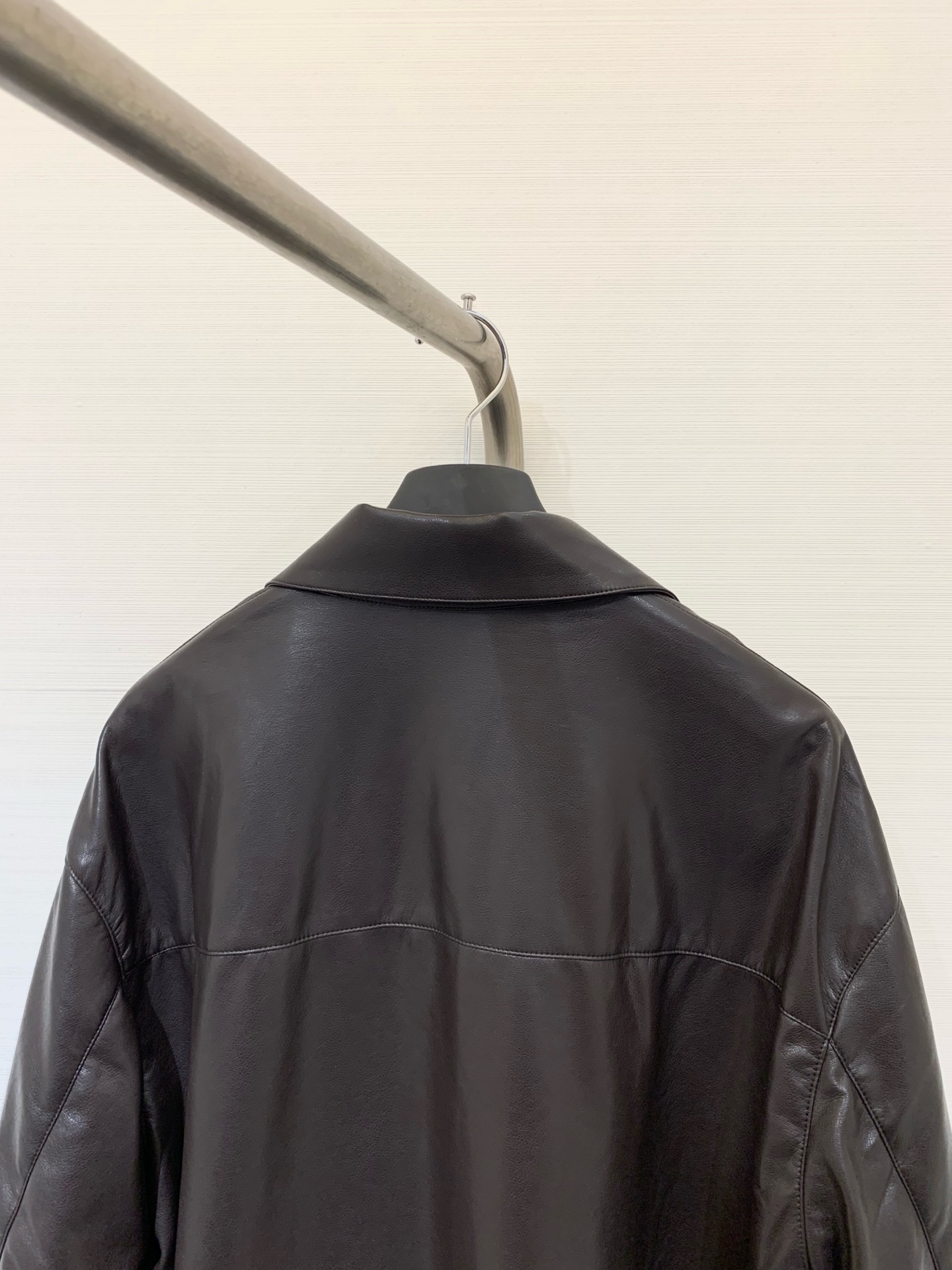 IsabelMarant 25早秋新款🆕 复古翻领收腰皮夹克/外套 内里复古格纹工艺简直是叠穿神器 外层