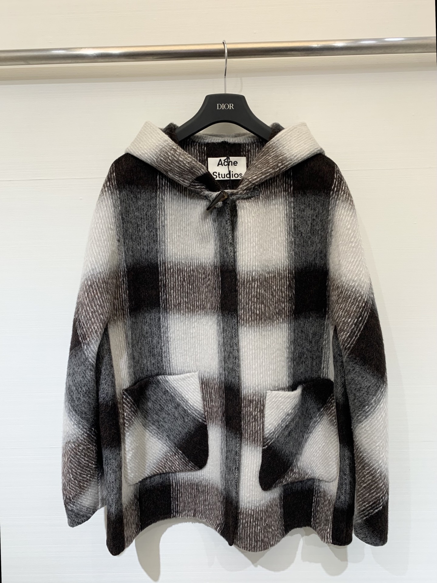 Acnestudios 2025早秋新款 一粒扣格纹连帽双面羊毛大衣 中长款的长度 yb定制羊毛桑蚕丝牦