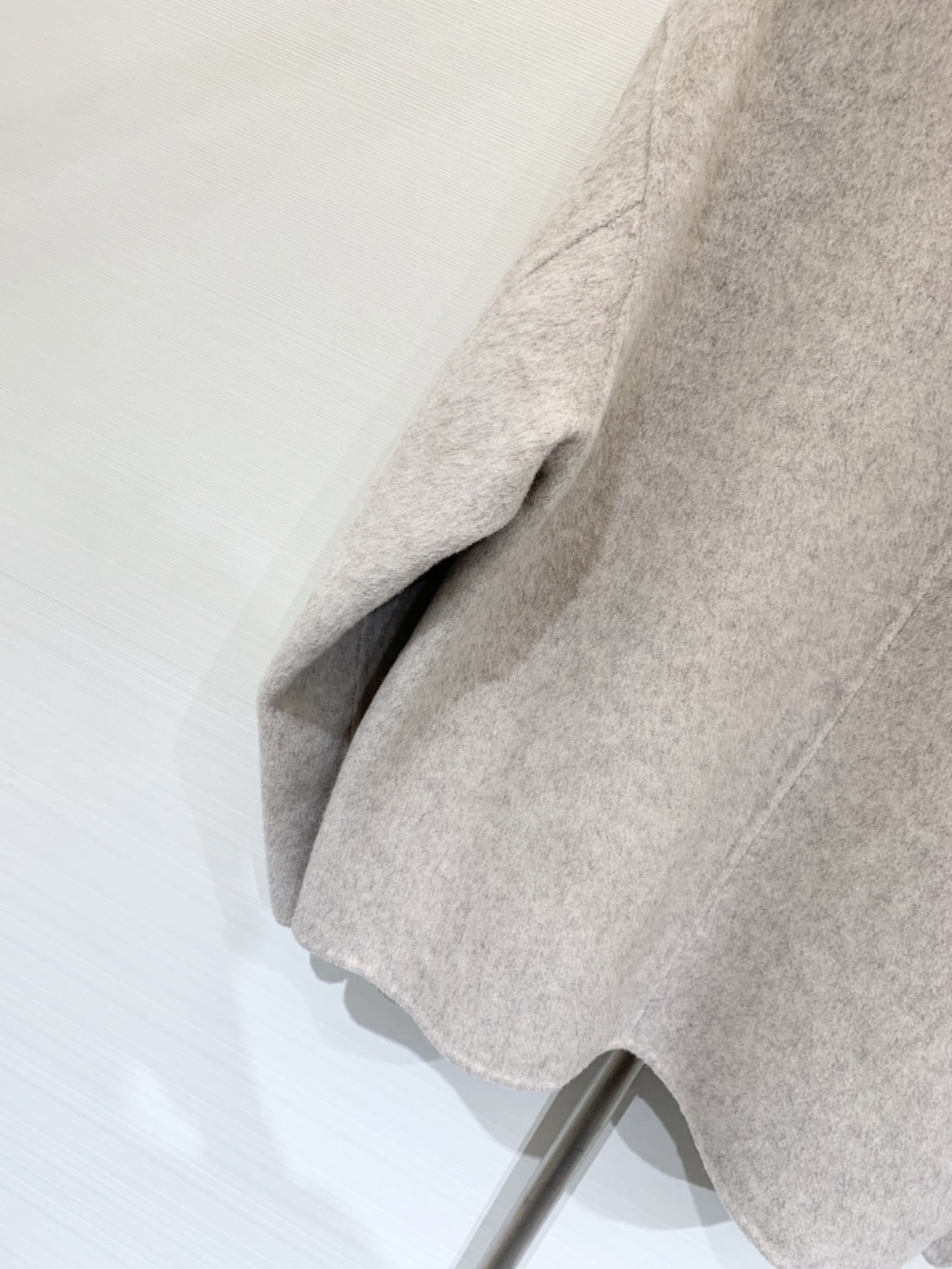 MM6 25秋冬新款 牛仔马甲拼假两件双面羊毛外套 yb定制100%羊毛面料 非常独特的牛仔拼接设计 看