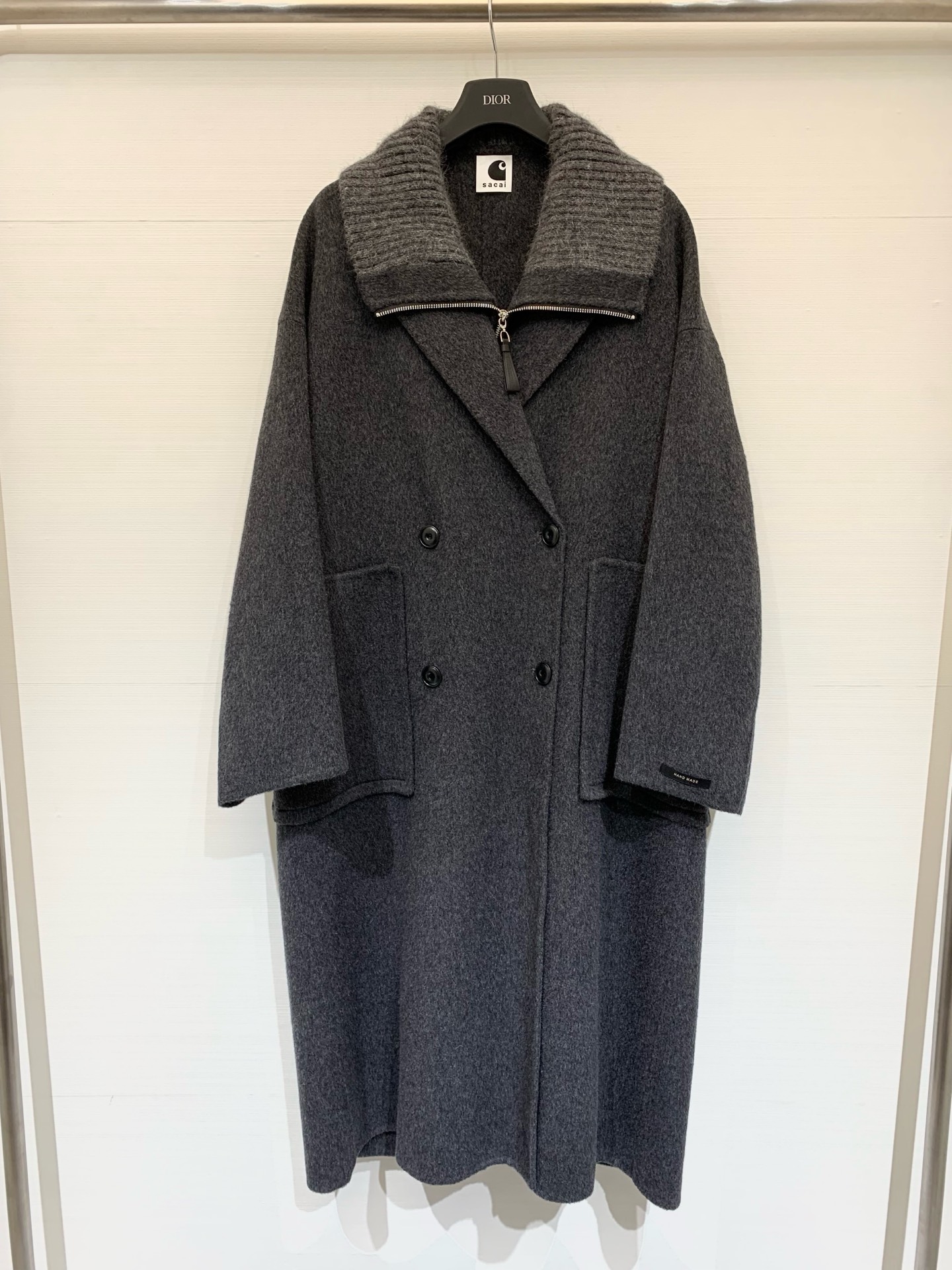 Sacai 25秋冬新品 两件套设计双面羊毛大衣 马甲➕双排扣大衣设计 休闲高级穿搭 经典H宽松版型 品