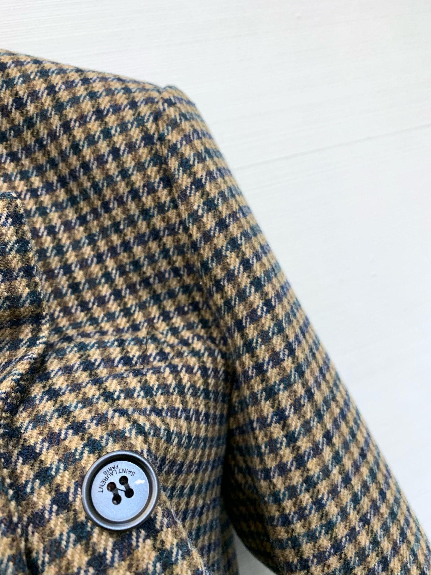 YSL 25秋冬新款 复古格纹羊毛西服外套 经典的羊毛千鸟格纹 复古有质感 廓形立体剪裁 妥妥的大女主风