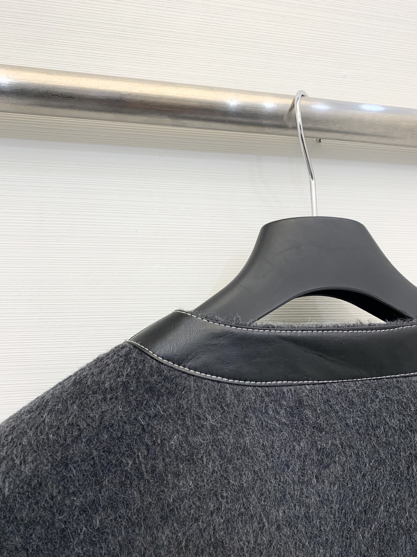 Celine 25秋冬新款 拼皮苏丽羊驼外套 独家定制10%苏丽羊驼90%羊毛面料 定制凯旋门logo五