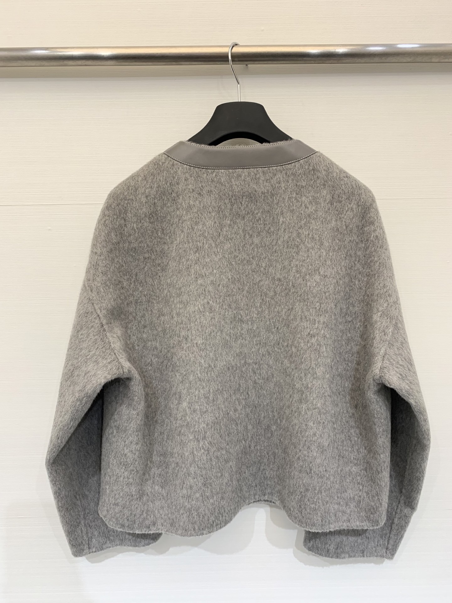 Celine 25秋冬新款 拼皮苏丽羊驼外套 独家定制10%苏丽羊驼90%羊毛面料 定制凯旋门logo五