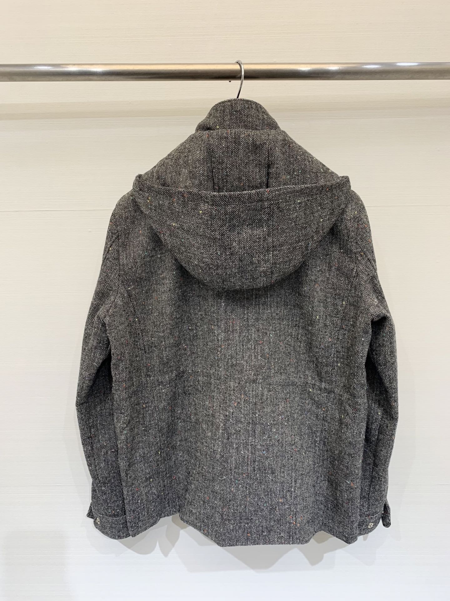 lP🆕 松弛老钱风穿搭 秋冬最新款 高级灰抽绳收腰连帽外套🩶时髦不撞款 定制重磅羊毛面料 品相上乘 拥有