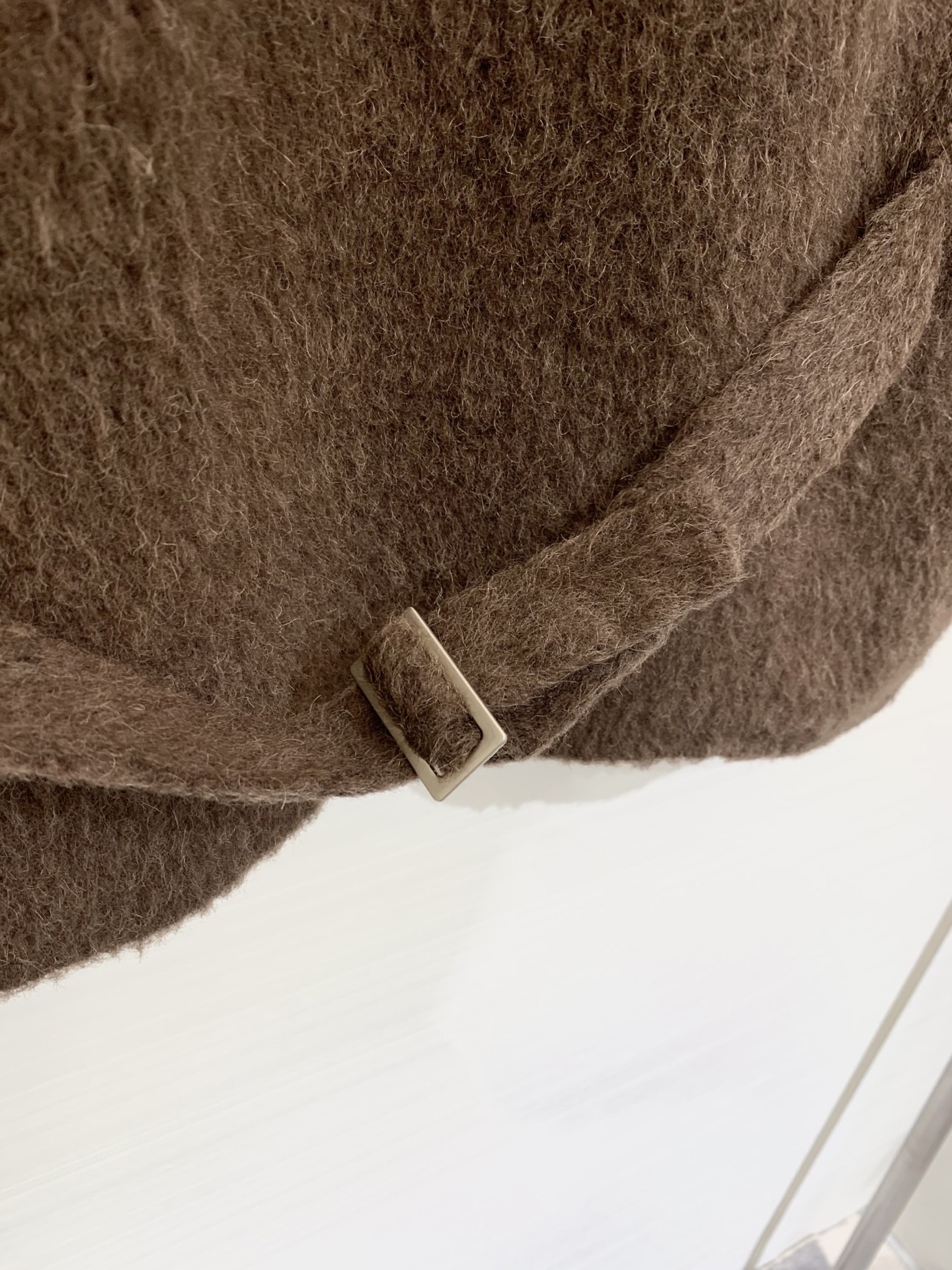 Chloe 25秋冬新款 翻领双面羊驼毛马甲开衫外套 羊驼羊毛混纺面料 撞色双口袋设计 宽松版型显瘦减龄