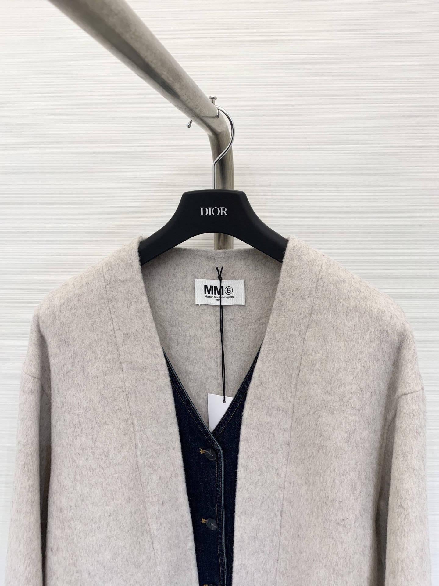 MM6 25秋冬新款 牛仔马甲拼假两件双面羊毛外套 yb定制100%羊毛面料 非常独特的牛仔拼接设计 看