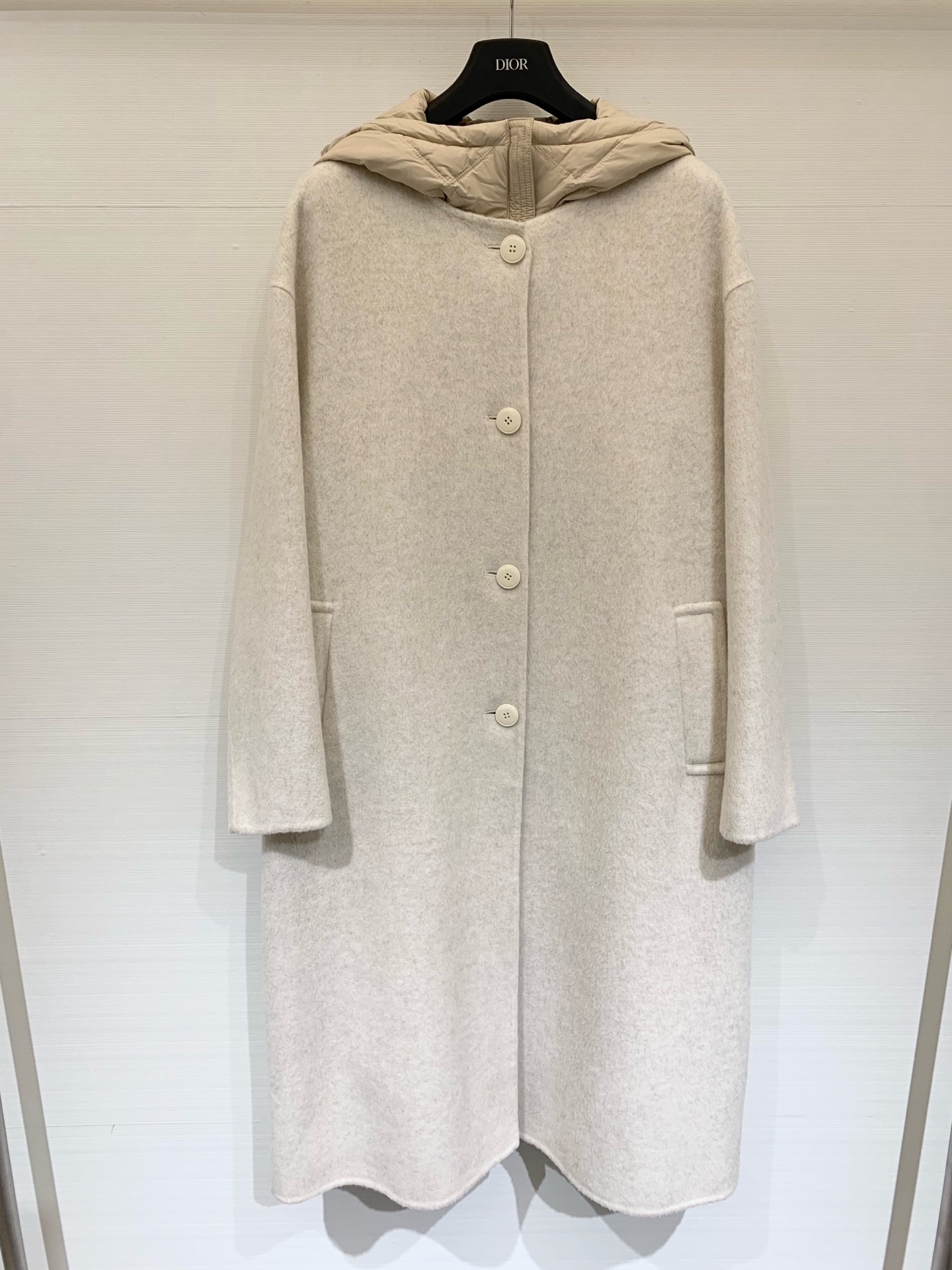 LP秋冬新品 连帽羽绒双面羊毛中长款大衣！两件套设计 连帽羽绒内胆 定制进口奥州超细羊毛材质 纯手工制作