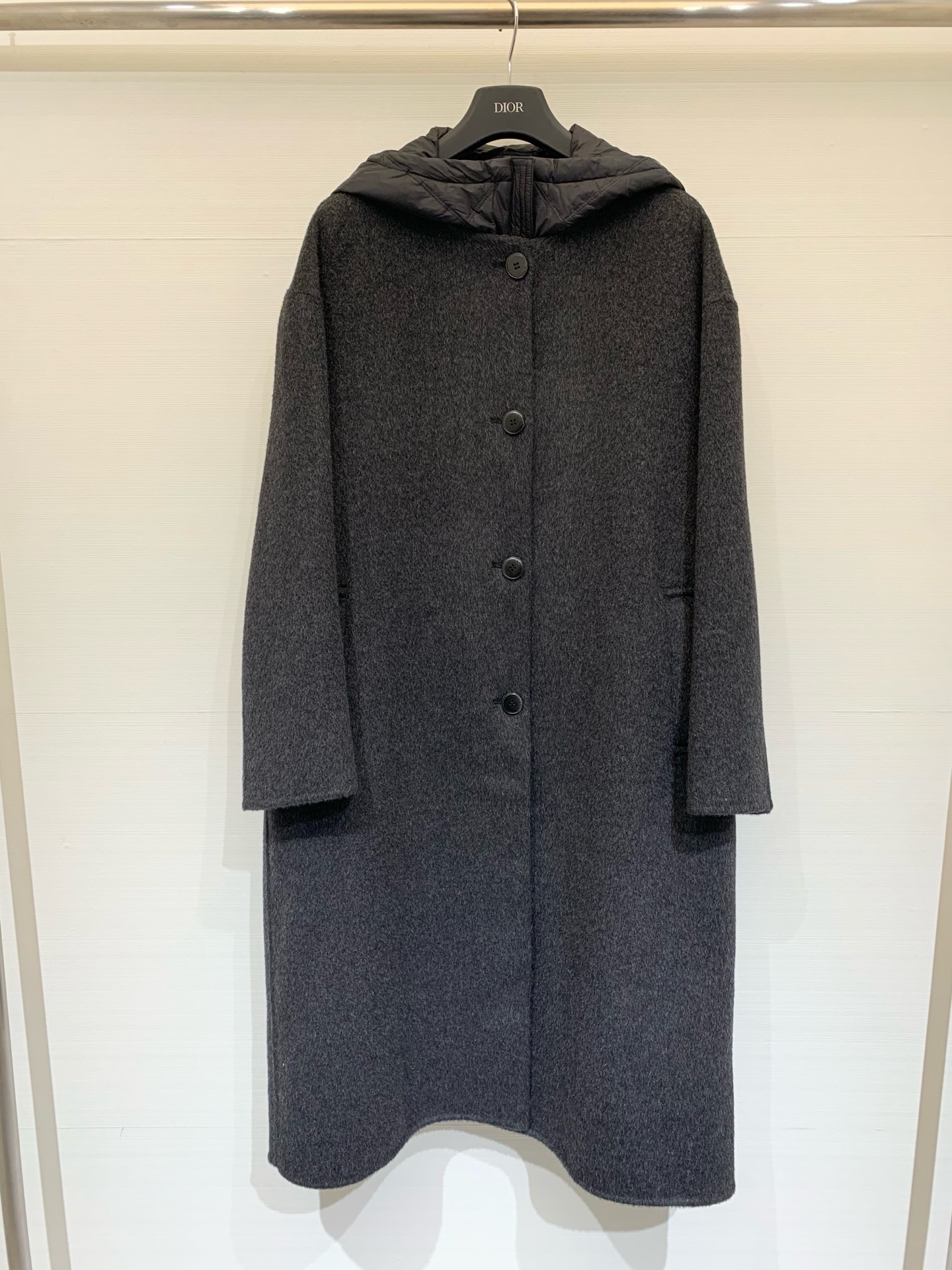 LP秋冬新品 连帽羽绒双面羊毛中长款大衣！两件套设计 连帽羽绒内胆 定制进口奥州超细羊毛材质 纯手工制作