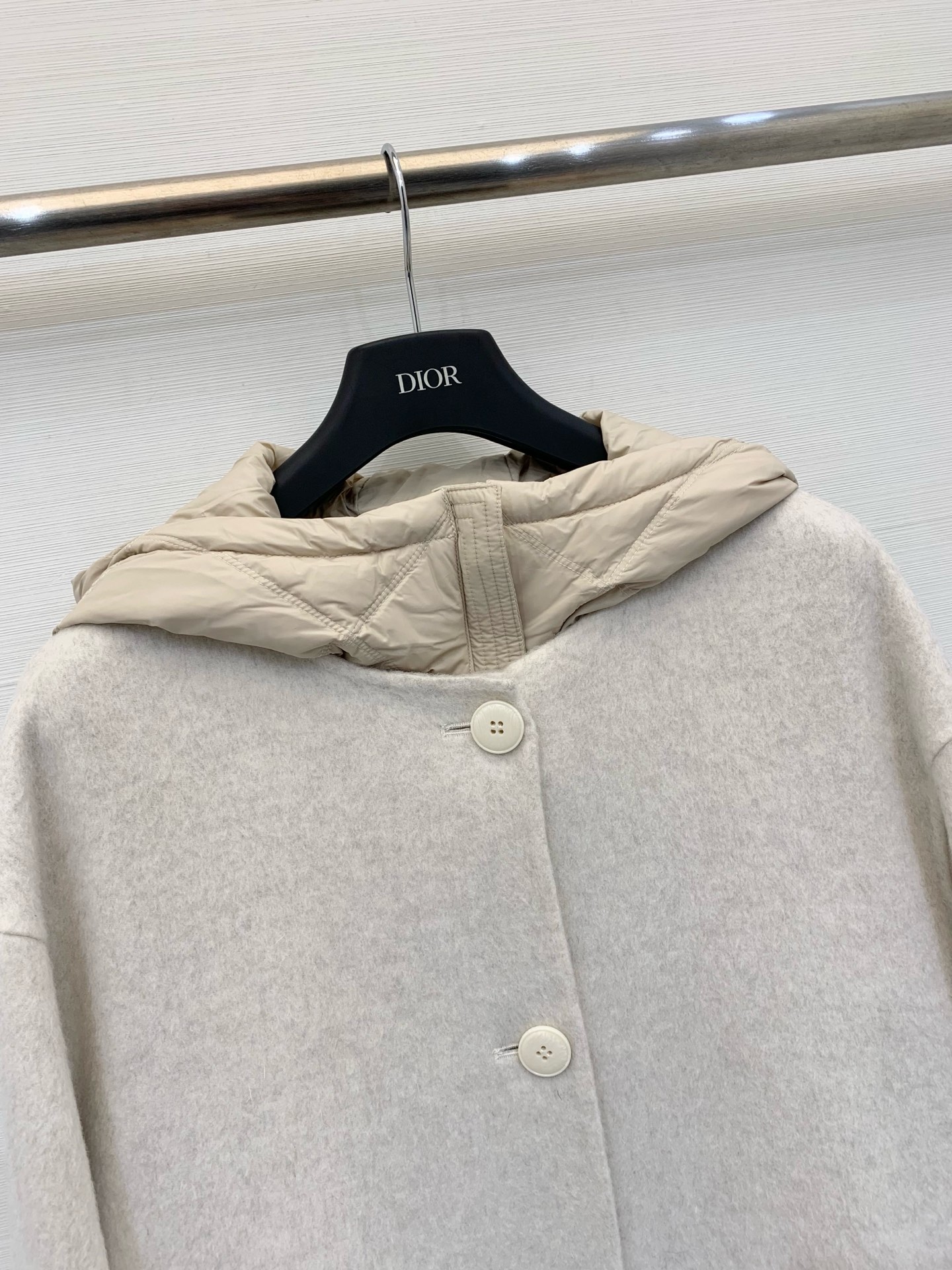 LP秋冬新品 连帽羽绒双面羊毛中长款大衣！两件套设计 连帽羽绒内胆 定制进口奥州超细羊毛材质 纯手工制作