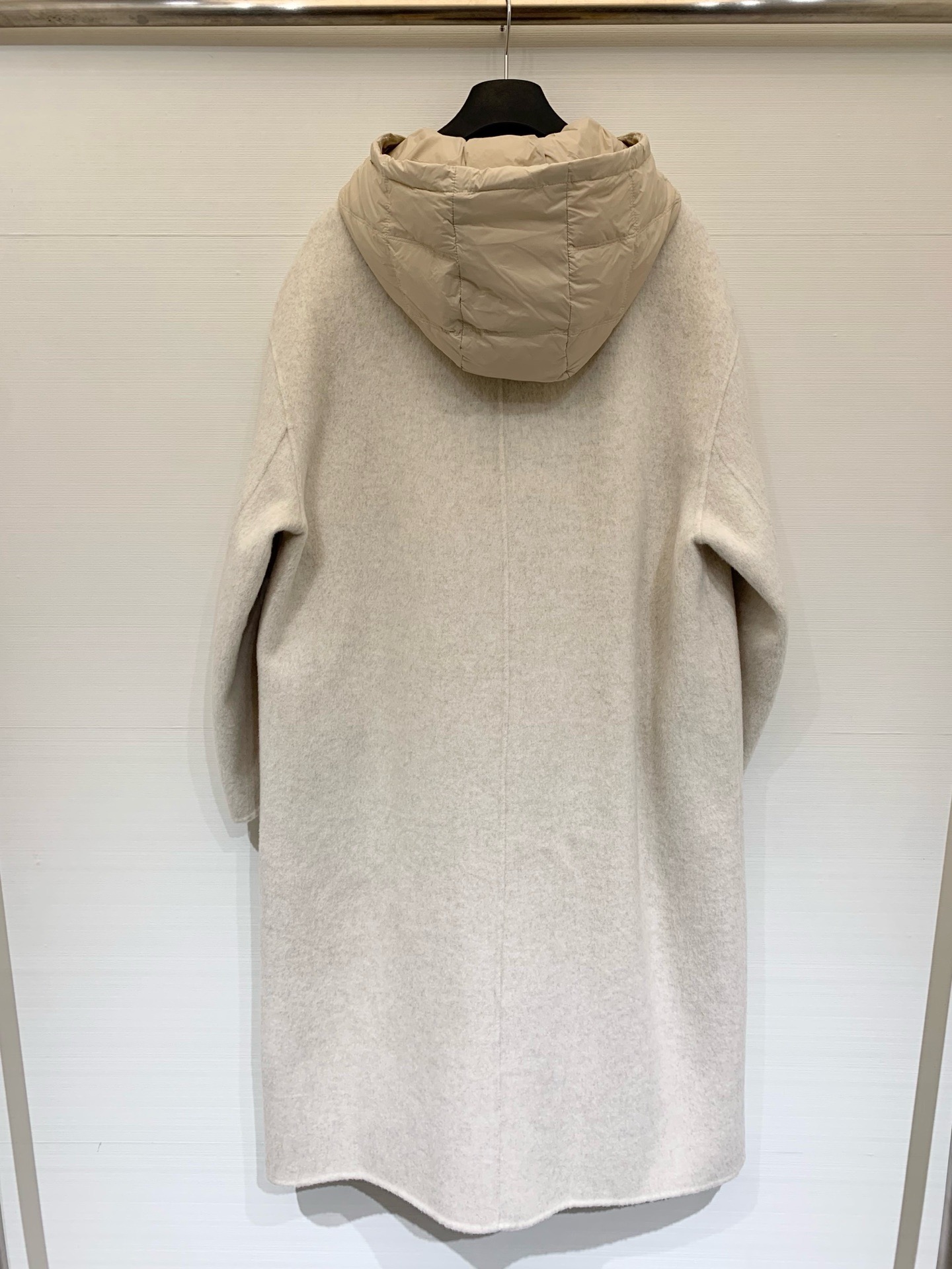 LP秋冬新品 连帽羽绒双面羊毛中长款大衣！两件套设计 连帽羽绒内胆 定制进口奥州超细羊毛材质 纯手工制作