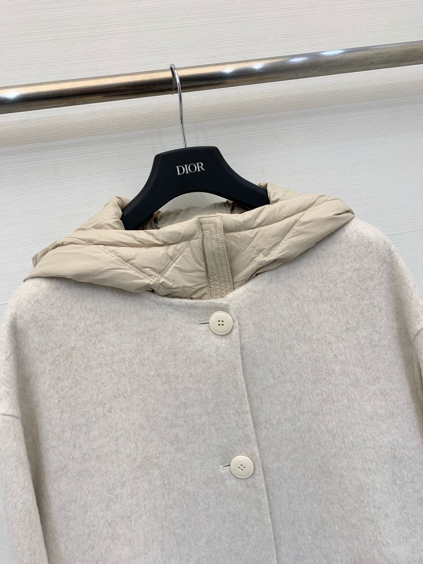 LP秋冬新品 连帽羽绒双面羊毛中长款大衣！两件套设计 连帽羽绒内胆 定制进口奥州超细羊毛材质 纯手工制作