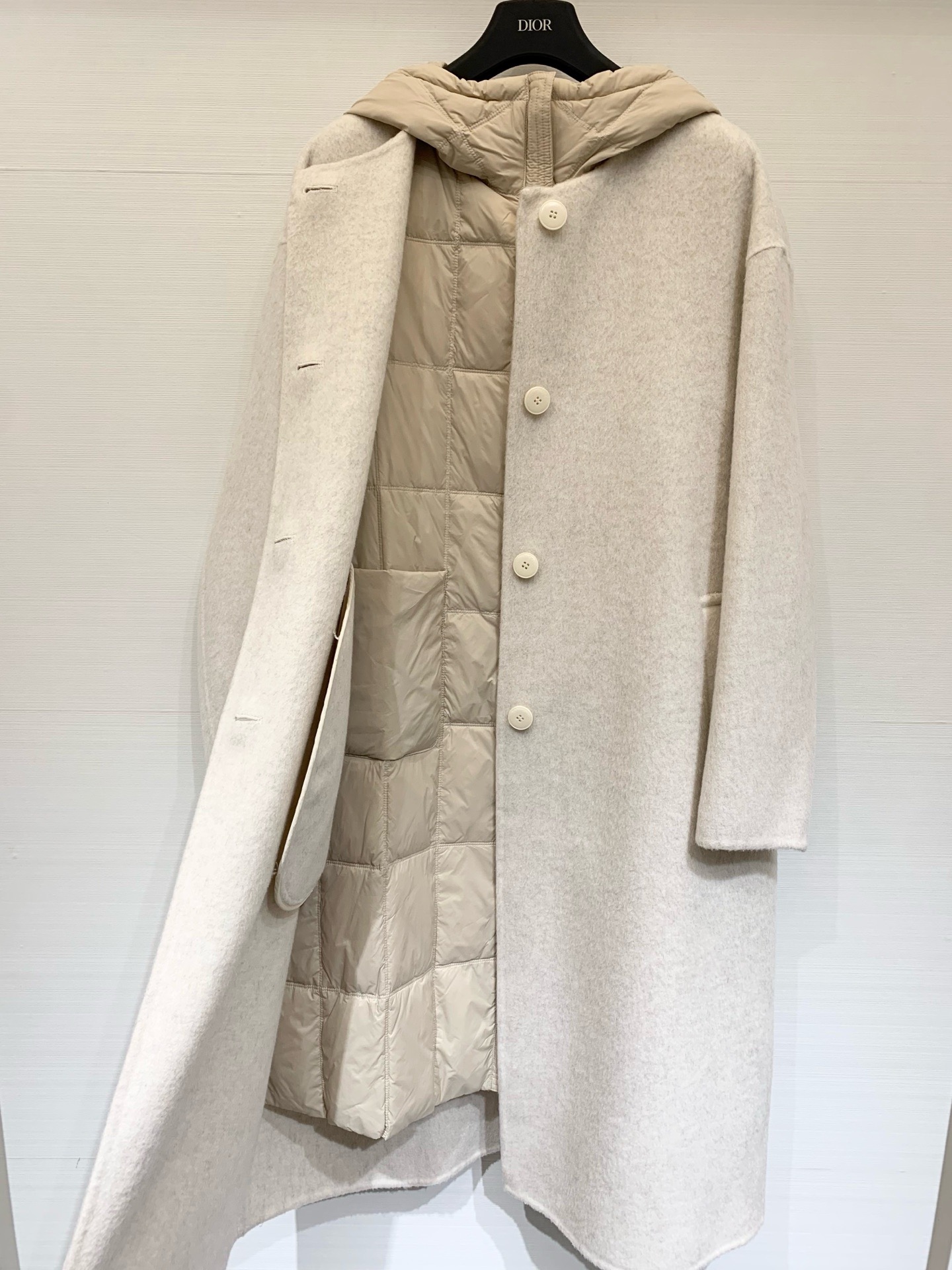 LP秋冬新品 连帽羽绒双面羊毛中长款大衣！两件套设计 连帽羽绒内胆 定制进口奥州超细羊毛材质 纯手工制作