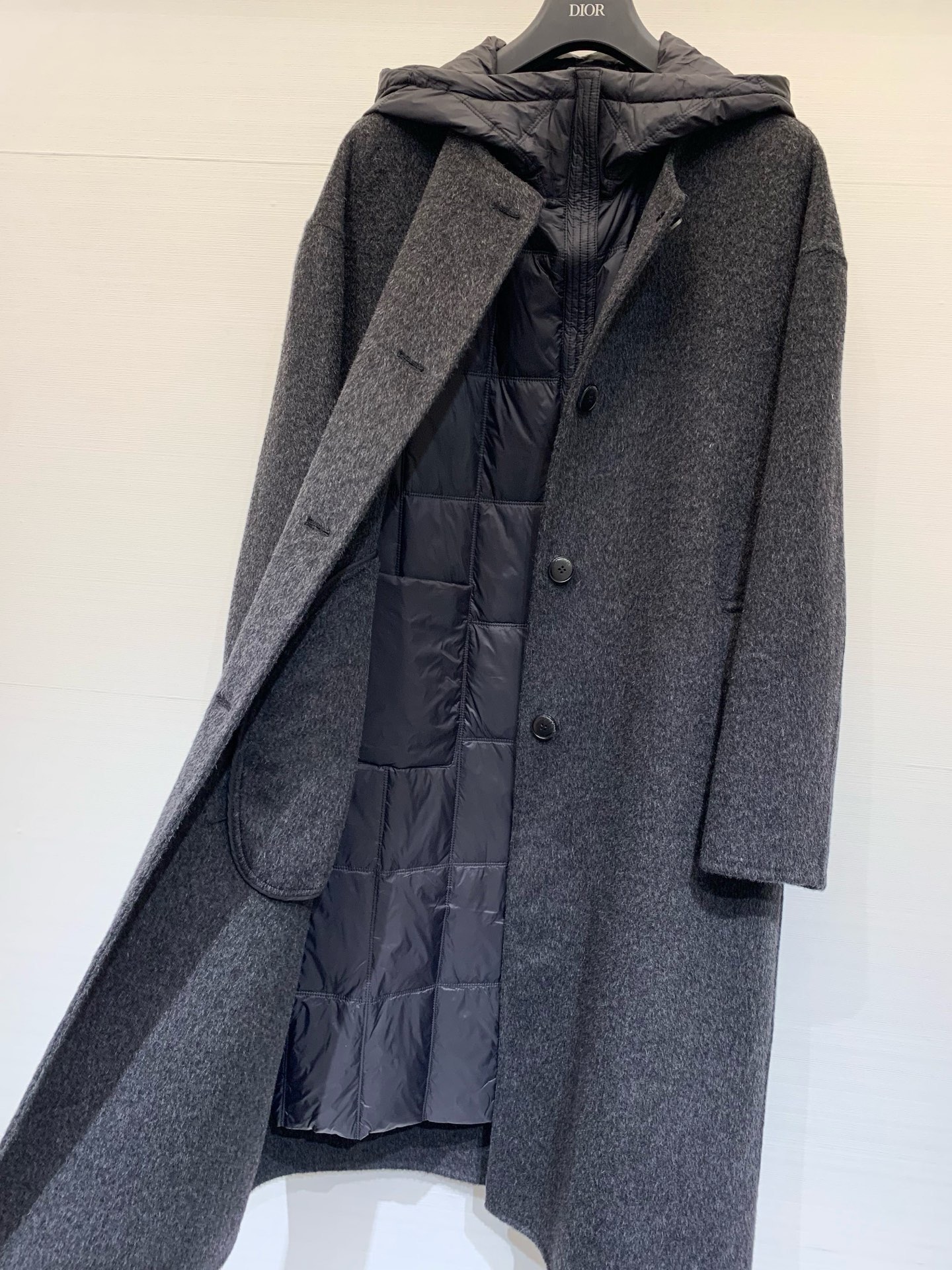 LP秋冬新品 连帽羽绒双面羊毛中长款大衣！两件套设计 连帽羽绒内胆 定制进口奥州超细羊毛材质 纯手工制作