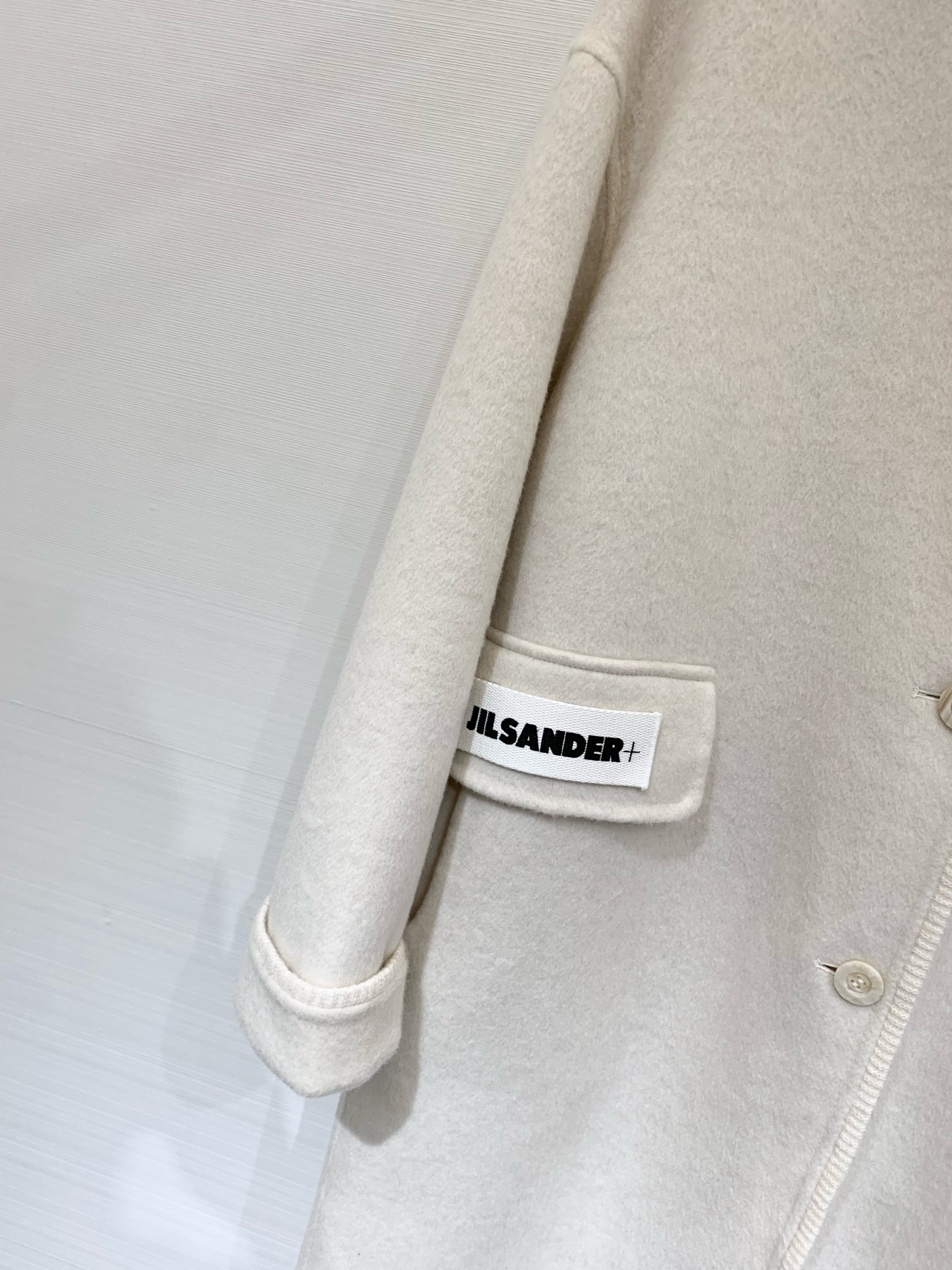 JILSANDER 25秋冬新品 高奢极简风两件套长款大衣 拼接针织连帽马甲+单排扣双面羊绒大衣 休闲高