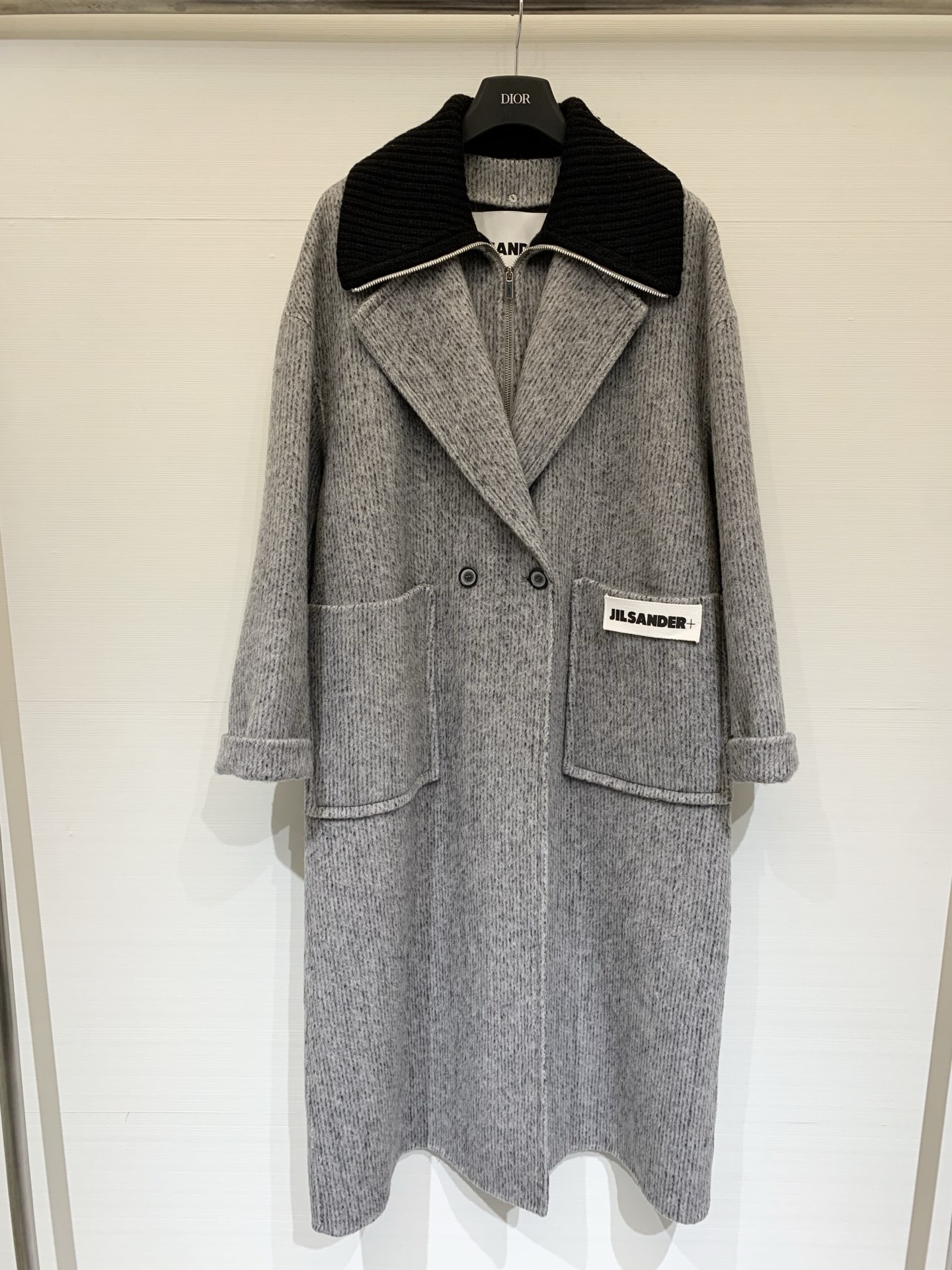 JILSANDER 25秋冬新款 假两件拼接针织领羊毛羊驼毛长款大衣，极简高级的秋冬通勤款，质感柔软且带
