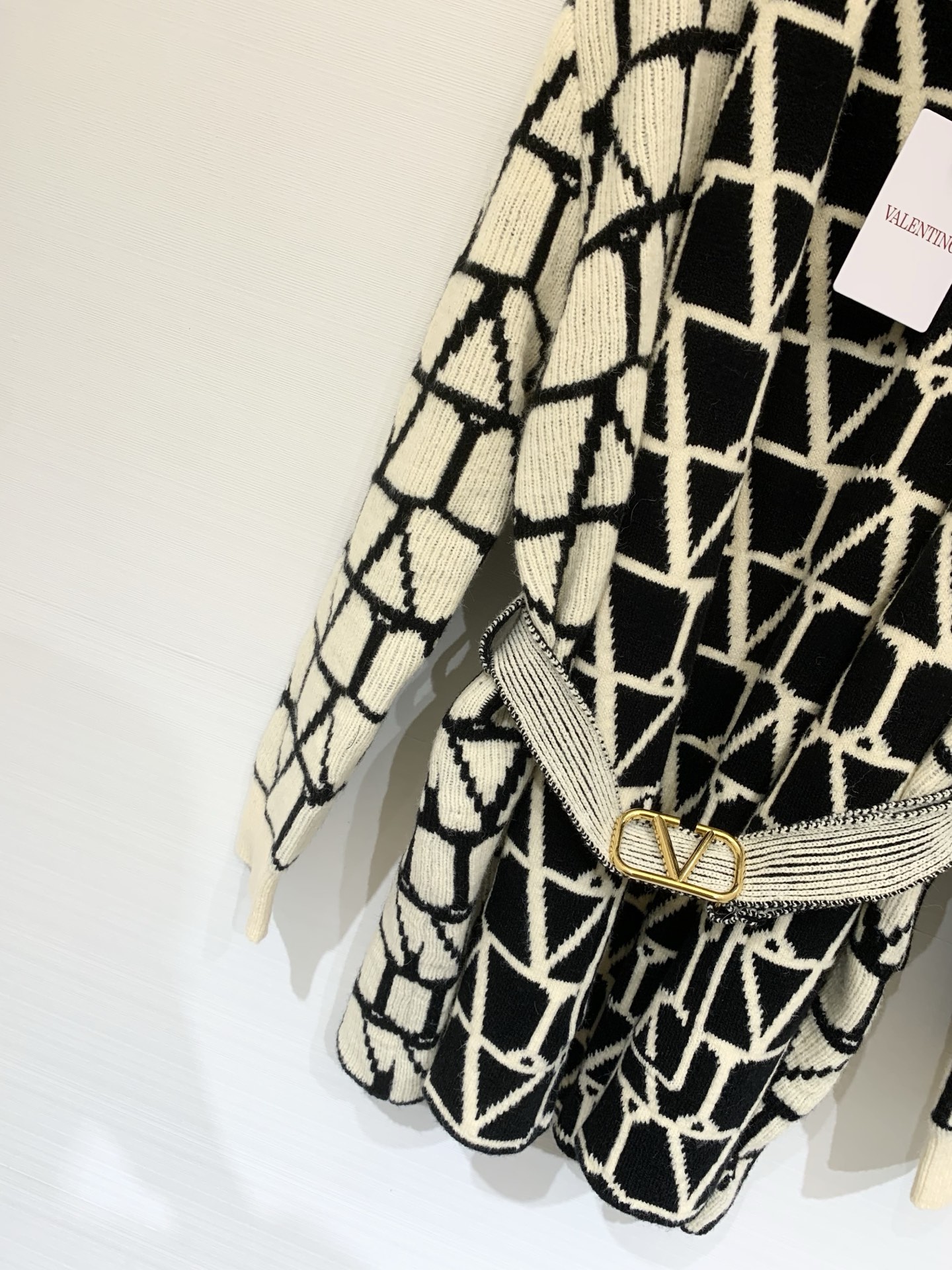 Valentino 25秋冬新款 老花针织长款开衫 经典几何老花图案+美拉德配色 复古高级感满满 宽松版