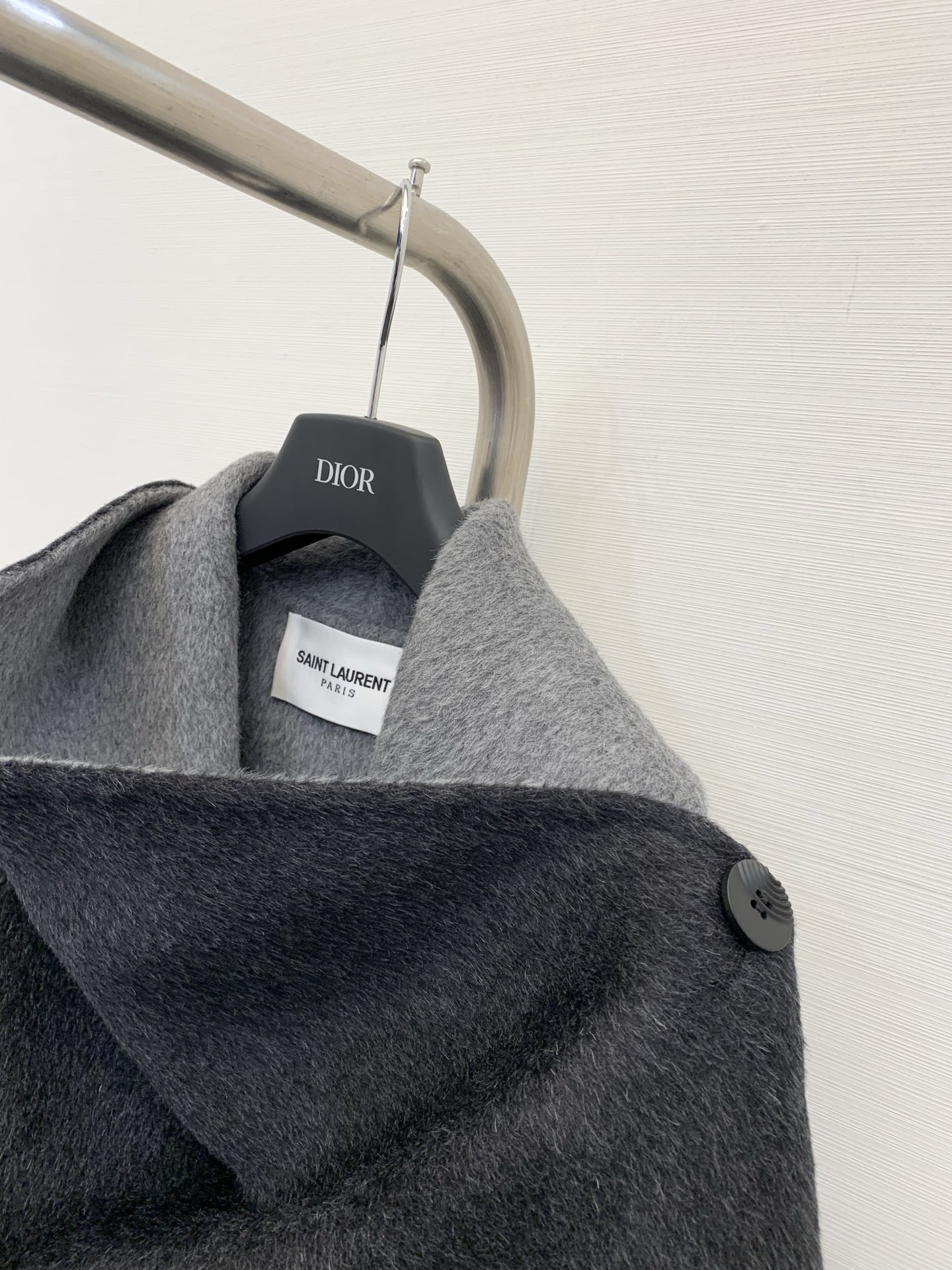YSL 25秋冬新款 围巾🧣领双面羊毛长袍长款大衣 甄选100%双面绵羊毛面料 微喇剪裁 经典度假风 长