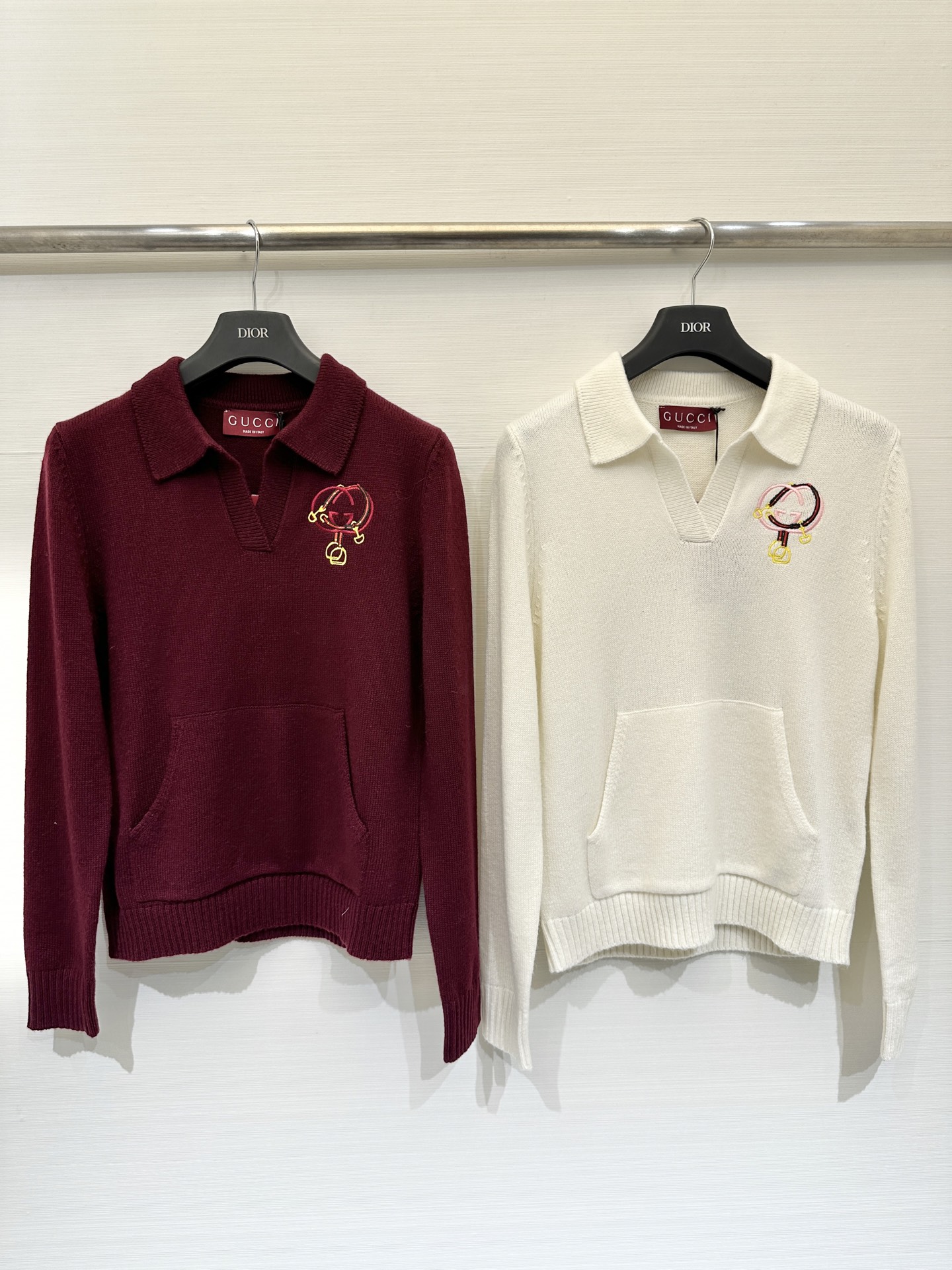 NO:657396,Gucci 25 new autumn and winter style, lapel knitted long-sleeved model, logo pattern decoration, upper body with high-end atmosphere, two-color SML,,gucci,alexander wang19860909Gucci 25秋冬新款 翻领针织长袖款 logo图案修饰点缀 上身高级氛围感 两色SML,,gucci,alexander wang,Women's clothing