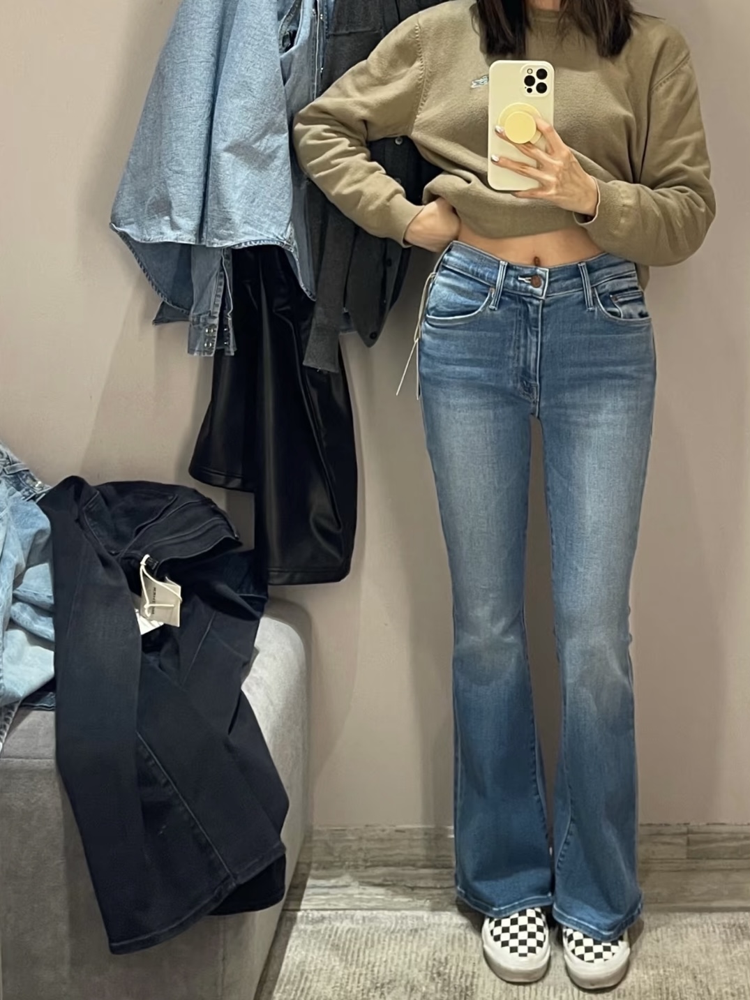 NO:686478,,,19860909,,,Women's clothing