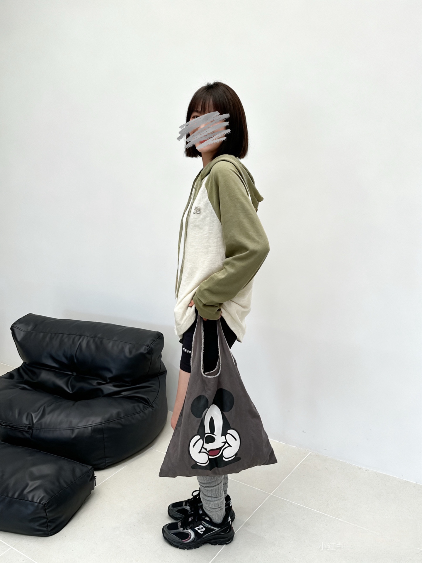 NO:708674,,,19860909,,,Women's clothing