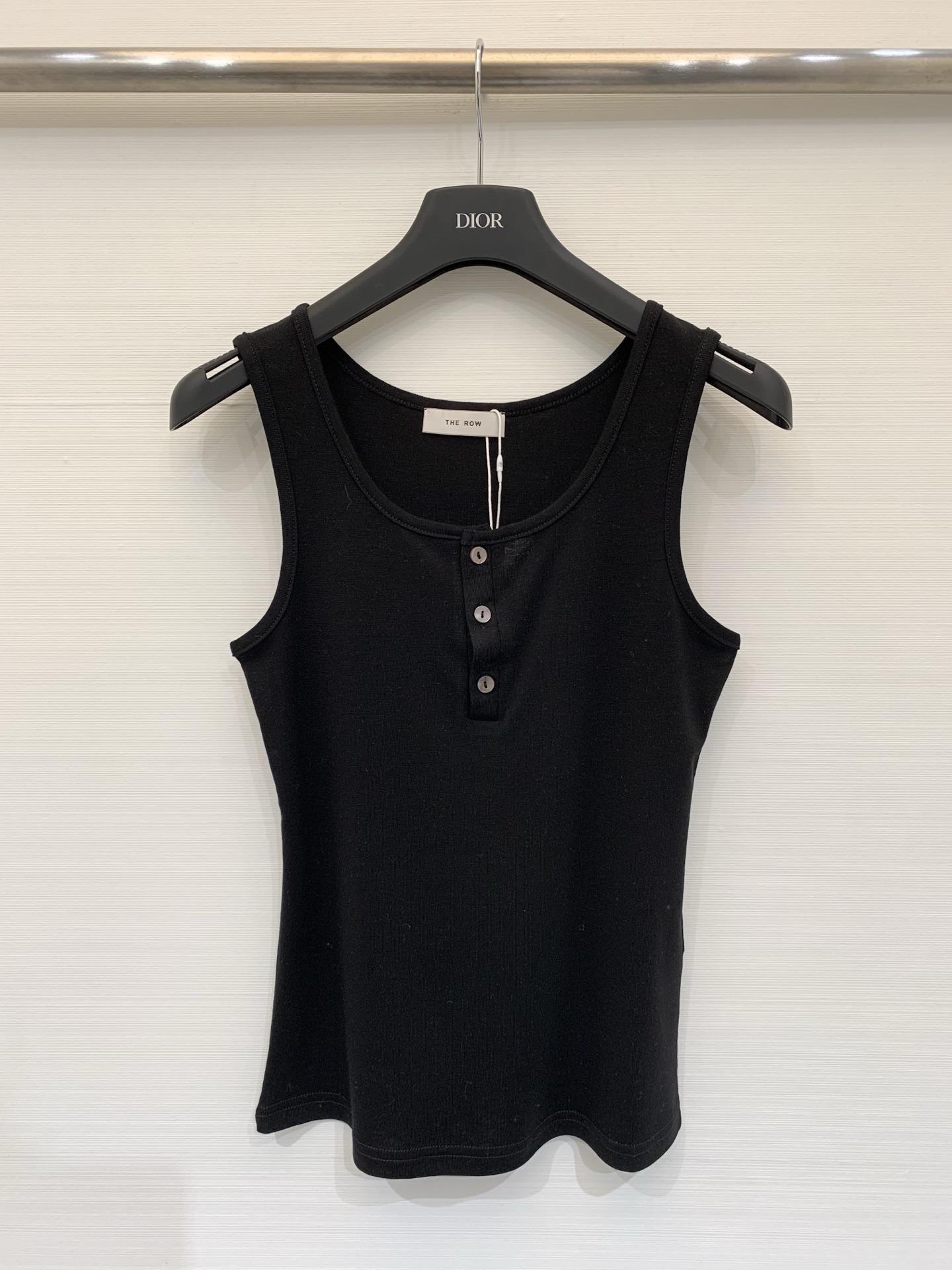 NO:709067,TheRow 26 early spring new series round neck elastic slim vest, soft and comfortable fabric, super elastic, minimalist style, high-end atmosphere, two-color sml,,19860909TheRow 26早春新款 系列款 圆领弹力修身背心 面料柔软舒适 弹力超大 极简主义风格 高级大气 两色sml,,,Women's clothing