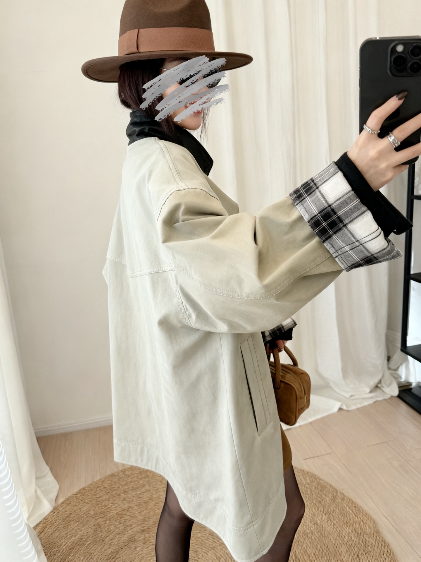 NO:733775,,,19860909,,,Women's clothing