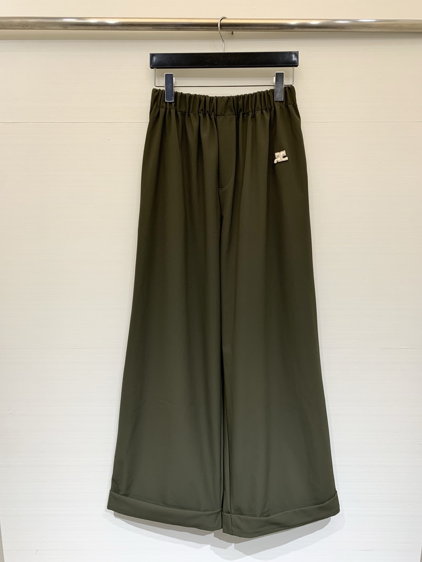 _d_i9sHkeug1QFGg_T7JF7x7KhRls91bawt-dAVw