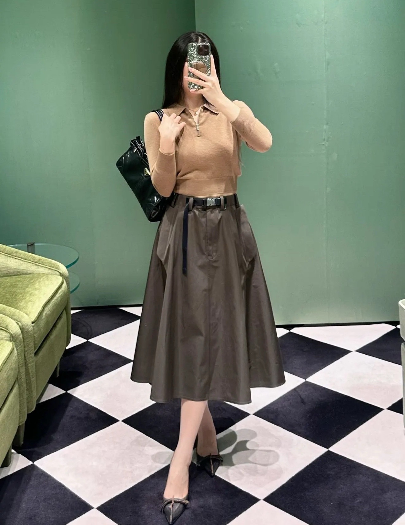 NO:751520,,,19860909,,,Women's clothing