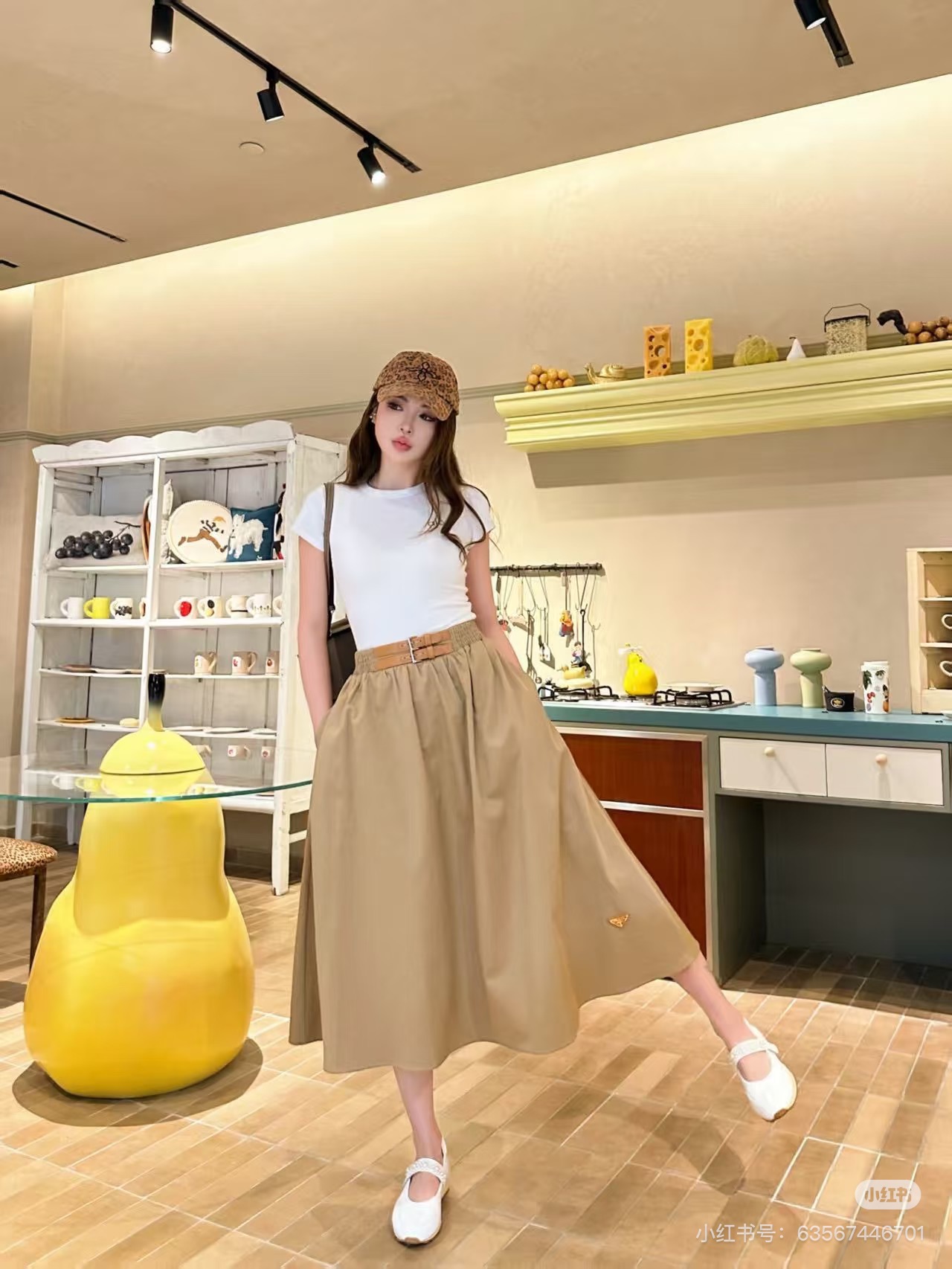 NO:792364,,,19860909,,,Women's clothing