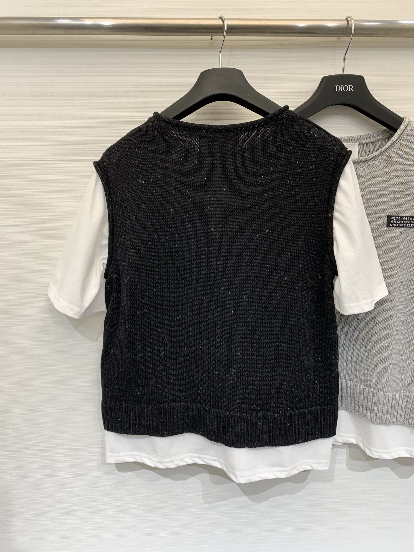 MM6 Maison Margiela 26春夏新款 假两件圆领短袖T恤，假两件叠穿设计，定制雪花杂点羊