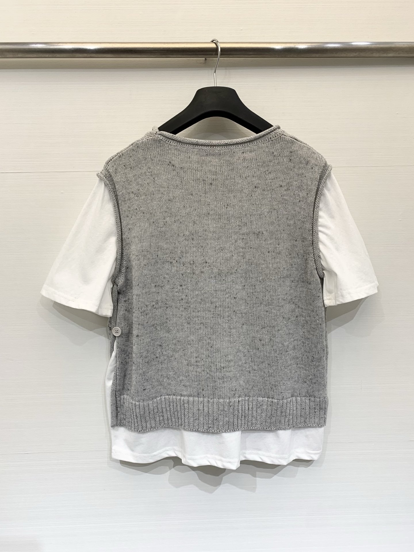 MM6 Maison Margiela 26春夏新款 假两件圆领短袖T恤，假两件叠穿设计，定制雪花杂点羊