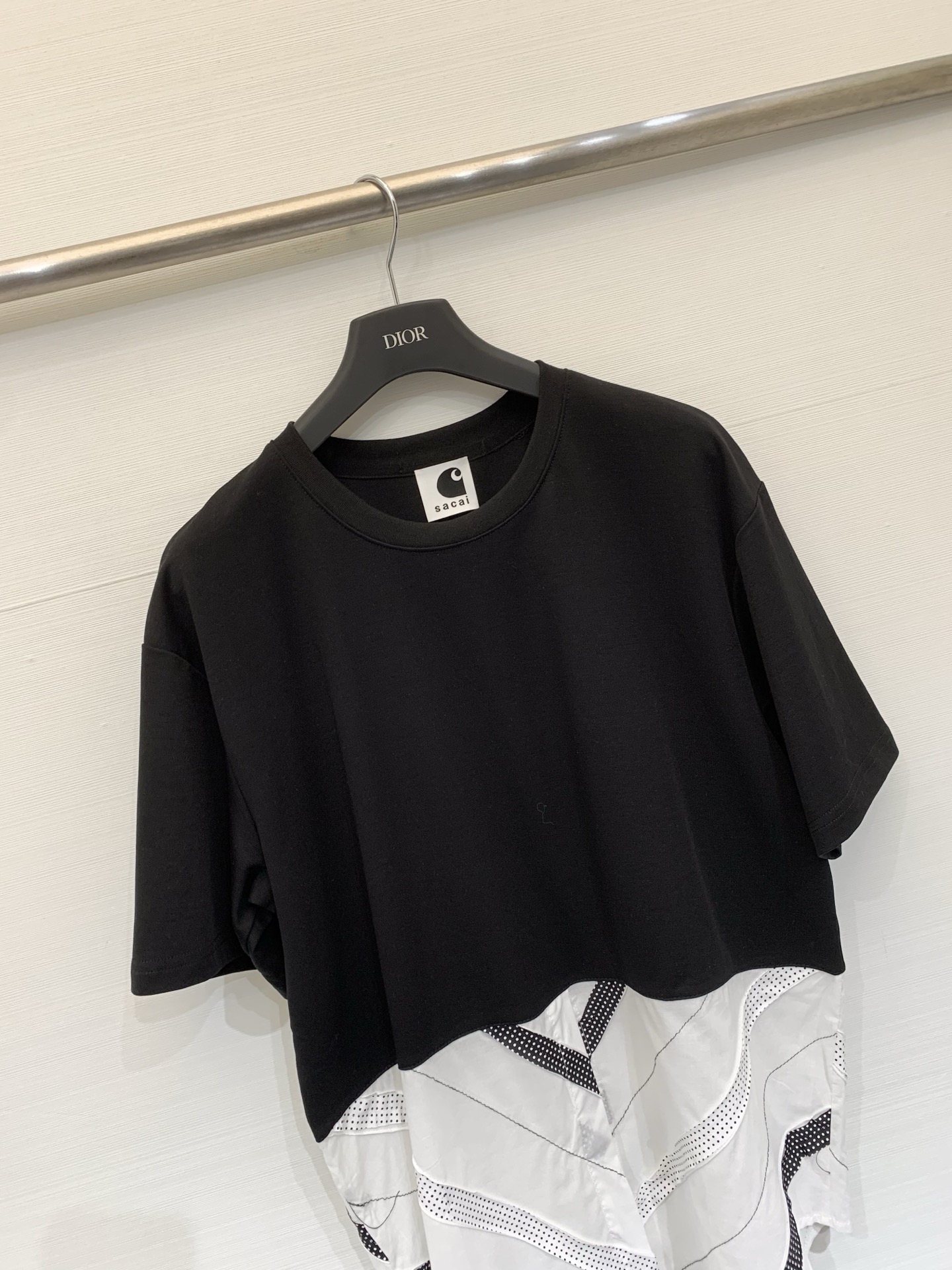 Sacai 26春夏新款 波点拼接假两件短袖T恤，oversized廓形，假两件设计，层次感十足，日系解