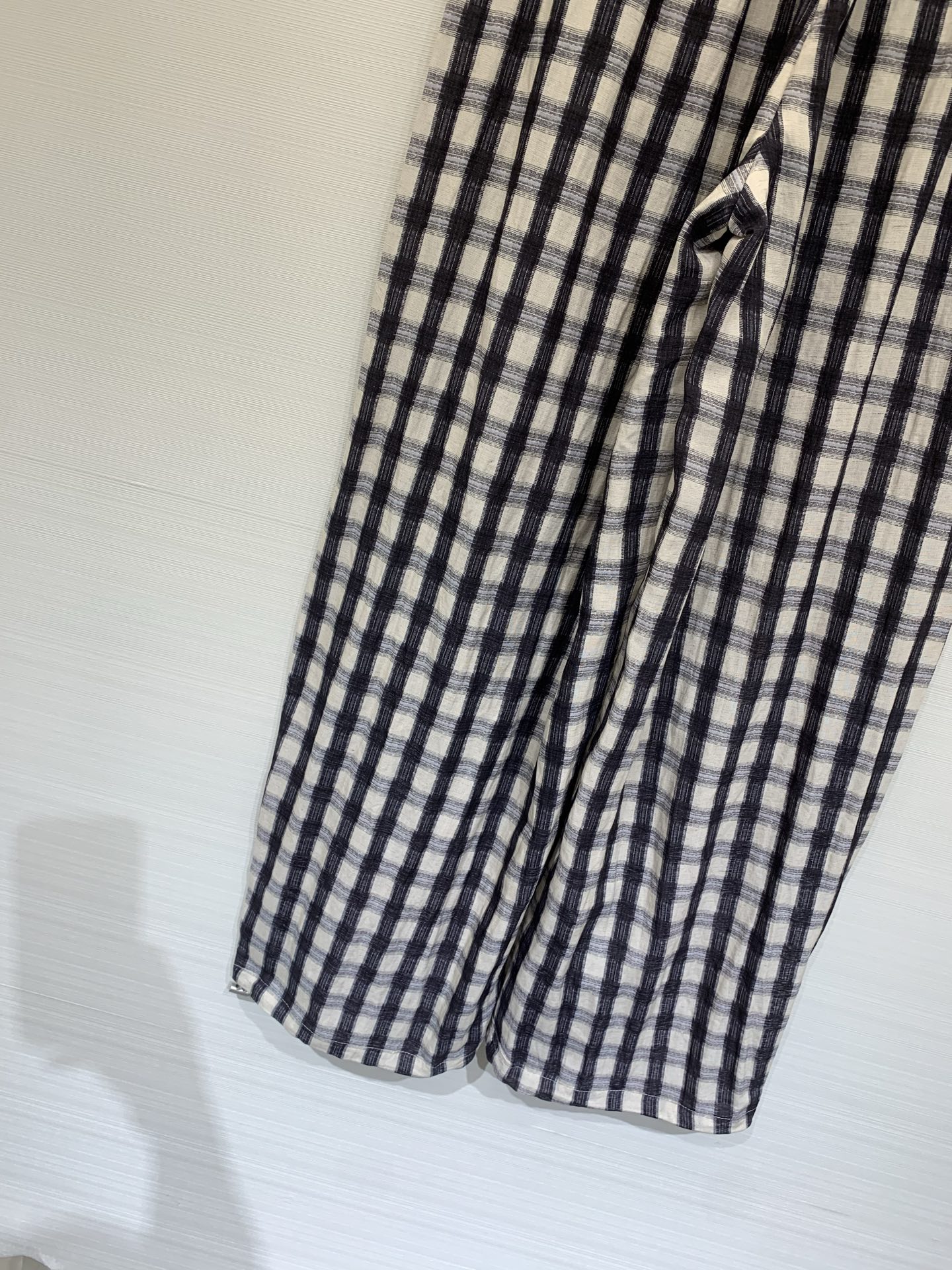 MM6 Maison Margiela 26夏季新款 黑白格纹阔腿裤，黑白格纹肌理面料，松紧腰+抽绳设计
