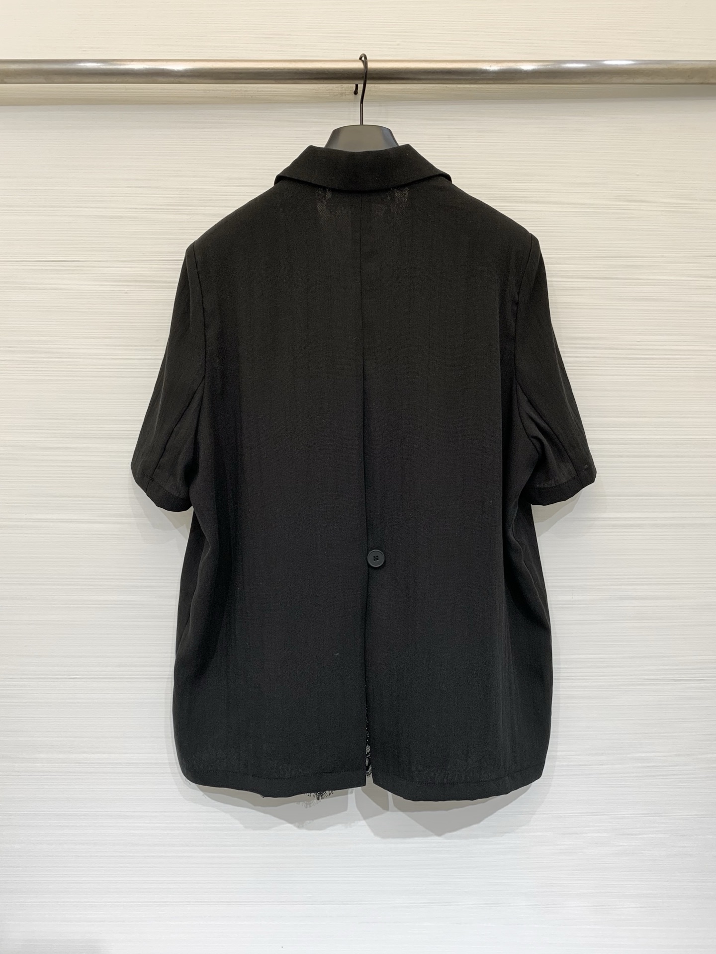 Chloé 26夏季新款 蕾丝拼接短袖西服外套，左胸Logo织唛标+领标，外层垂坠抗皱西装料，单排扣+双