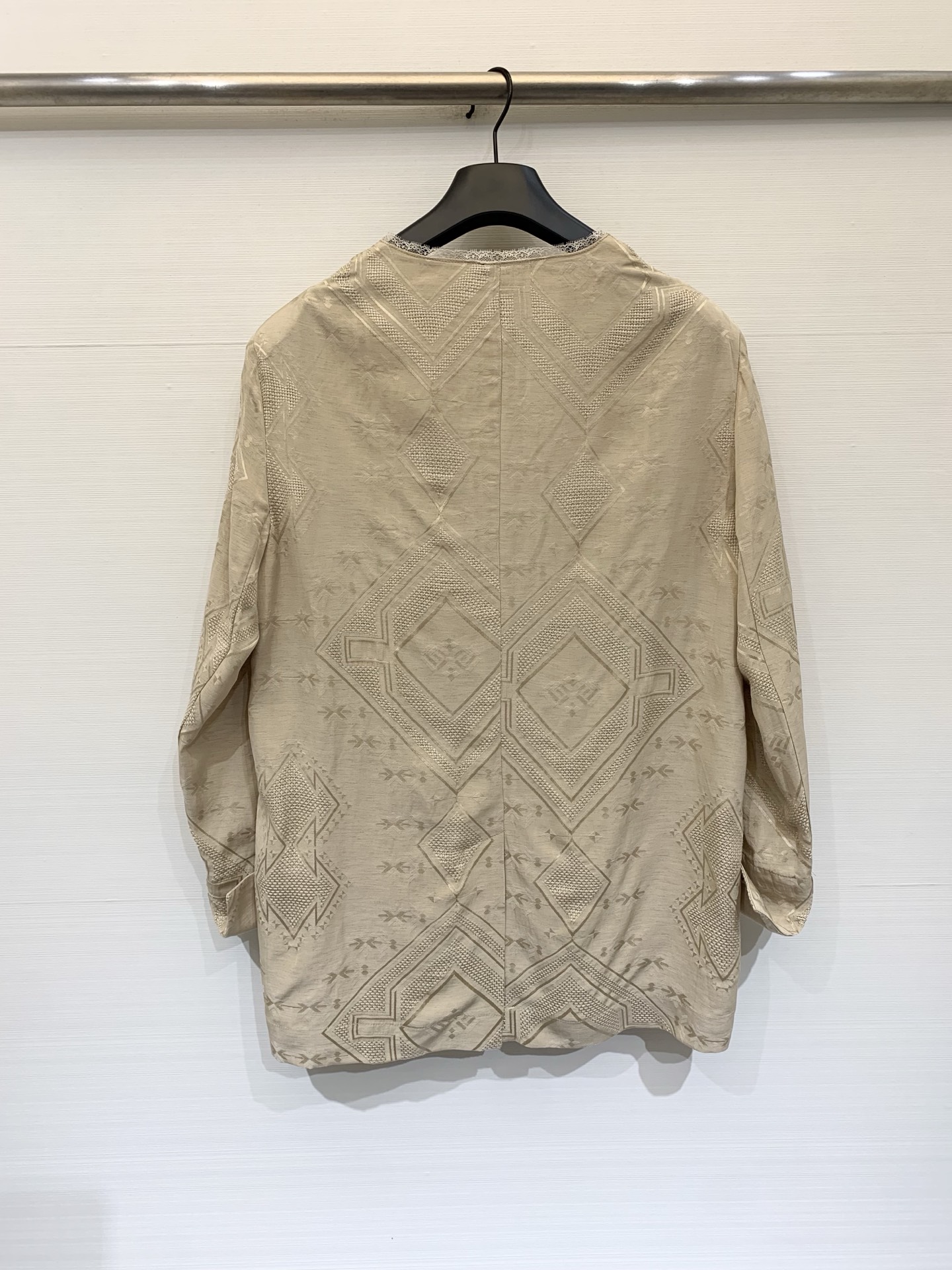Isabel Marant 26夏季新款 镂空刺绣提花防晒外套，重工款，自带柔光滤镜的肌理面料+立体花卉