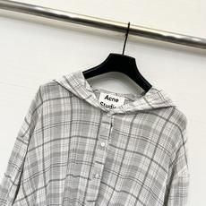 「AcneStudios 格纹抽绳短款连帽防晒长袖」 超薄质感,短款宽松落肩版型,慵懒松弛的休闲风,下摆 「AcneStudios 格纹抽绳短款连帽防晒长袖」 超薄质感,短款宽松落肩版型,慵懒松弛的休闲风,下摆