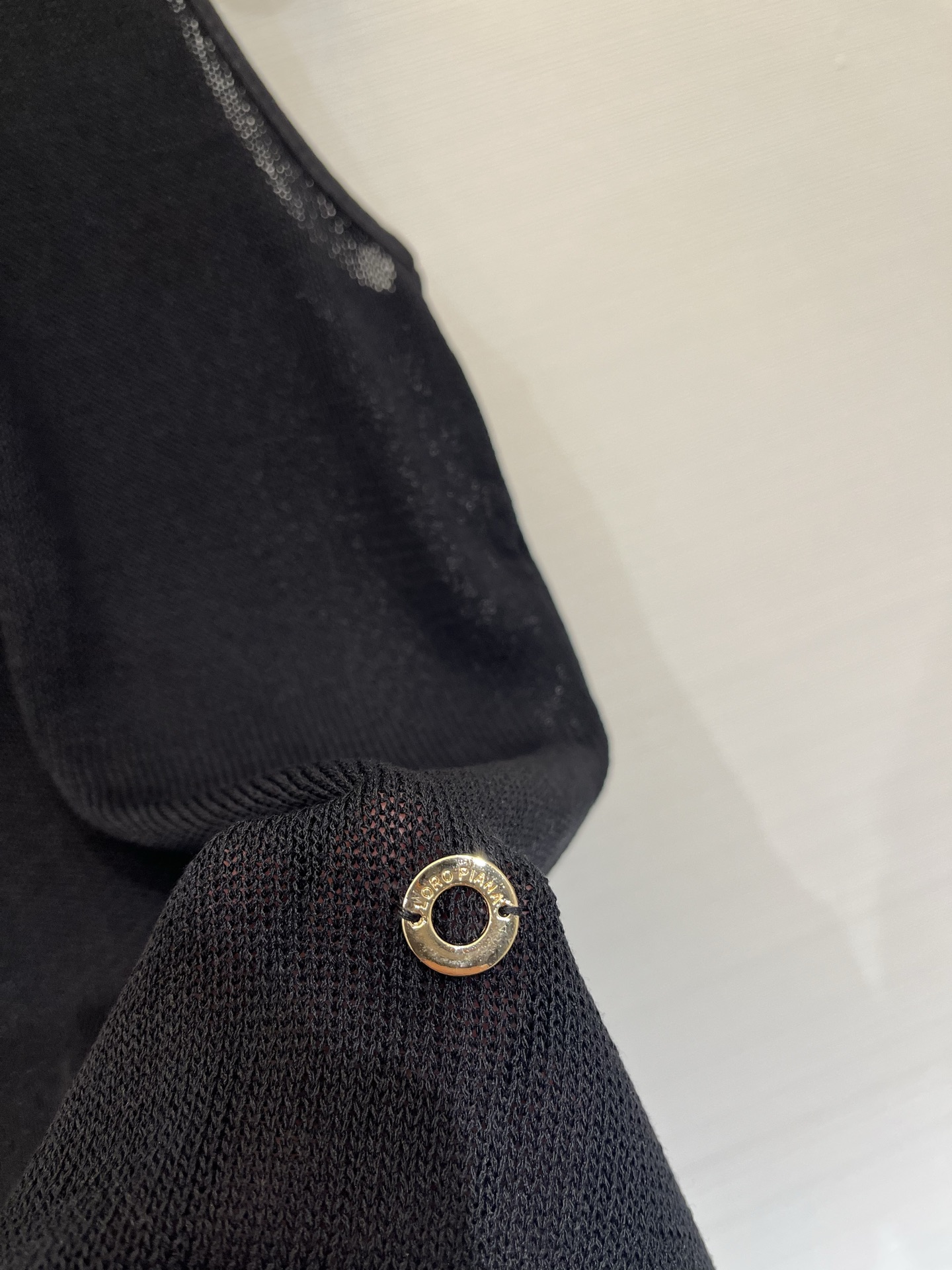 Loro piana 26夏季新款 圆领半开领针织背心 Logo图案修饰点缀 上身高级氛围感🈵️🈵️ 三