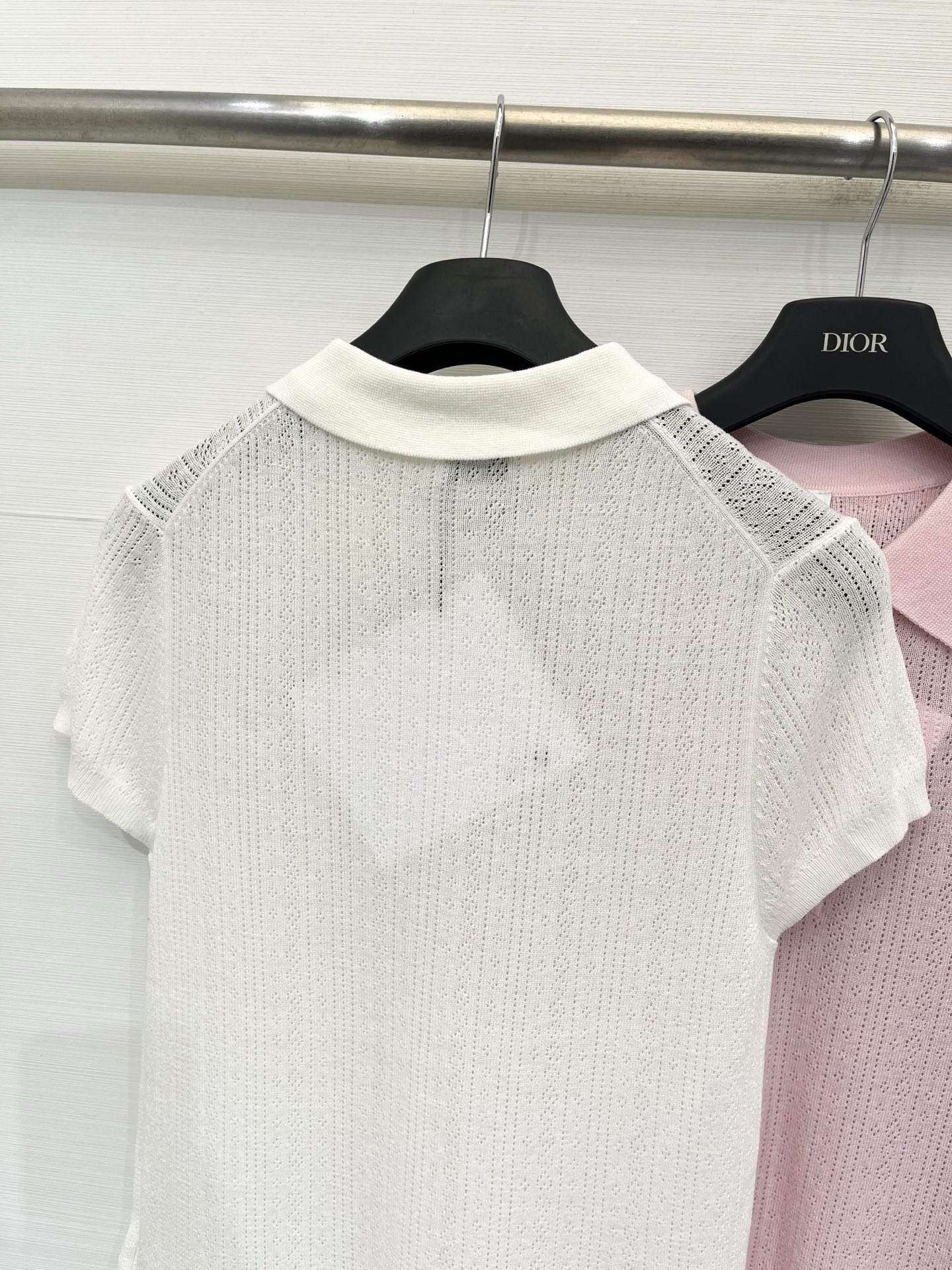 Celine 26夏季新款 薄款Polo领针织短袖 Logo图案修饰点缀 上身高级氛围感🈵️🈵️ 三色S