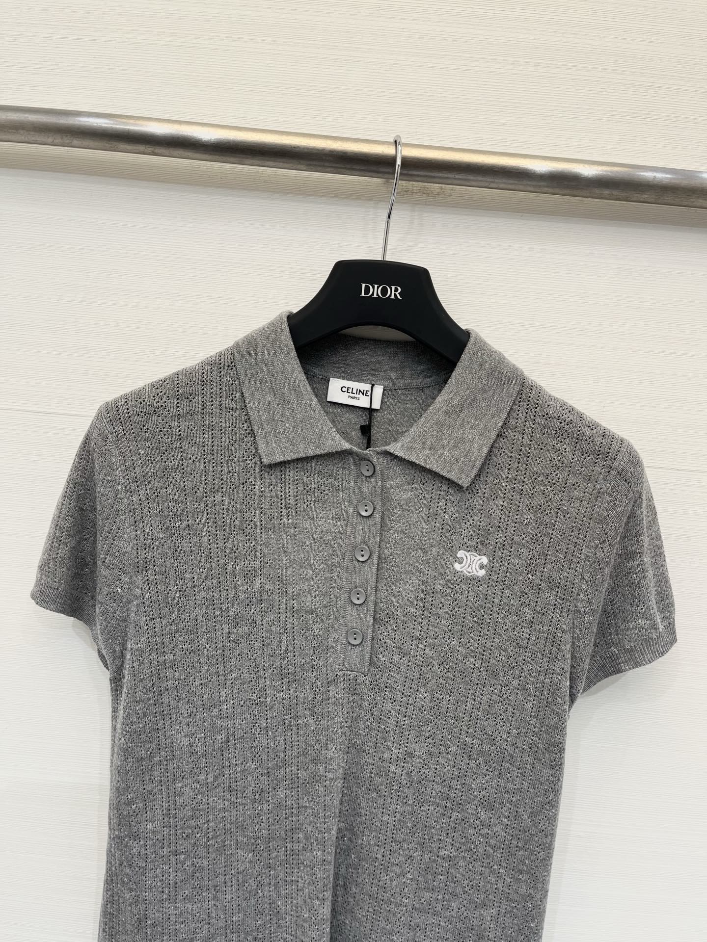 Celine 26夏季新款 薄款Polo领针织短袖 Logo图案修饰点缀 上身高级氛围感🈵️🈵️ 三色S