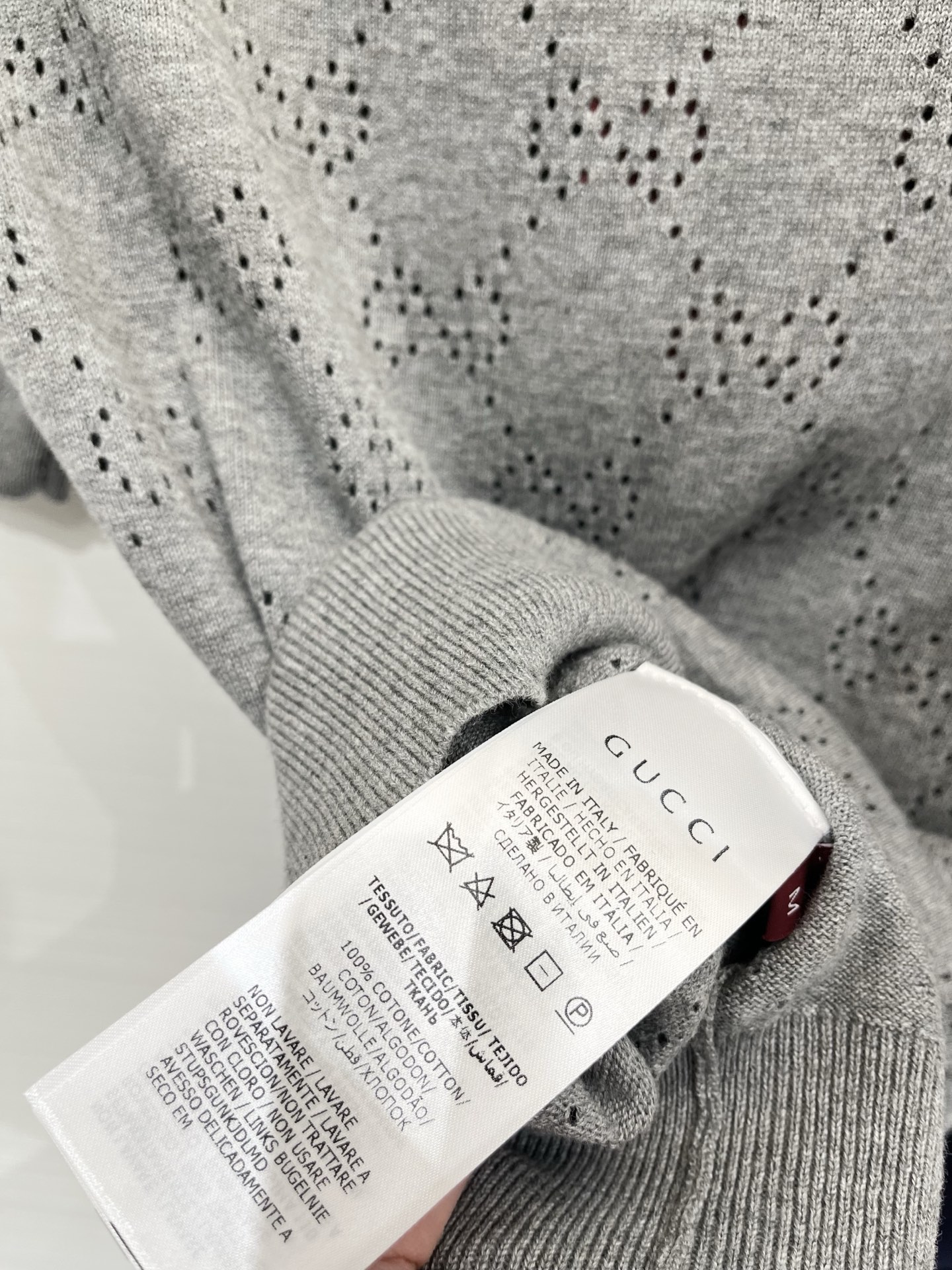 Gucci026夏季新款 简约圆领短袖款 logo图案修饰点缀 上身高级氛围感🈵️🈵️ 三色SML