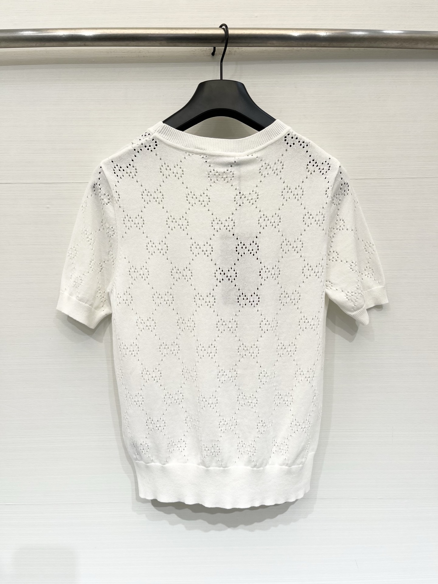 Gucci026夏季新款 简约圆领短袖款 logo图案修饰点缀 上身高级氛围感🈵️🈵️ 三色SML
