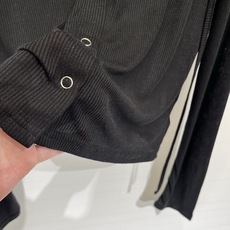 「Courreges 冰感🧊假两件连帽防晒长袖」短款修身显瘦版型,衣长刚好卡在腰线位置,拉长下半身比例, 「Courreges 冰感🧊假两件连帽防晒长袖」短款修身显瘦版型,衣长刚好卡在腰线位置,拉长下半身比例,