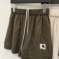 「Sacai 26夏季系列款 麻料休闲短裤」松紧抽绳高腰不挑腰,A字阔腿+裤脚开叉巨藏肉,天然麻感透气面 「Sacai 26夏季系列款 麻料休闲短裤」松紧抽绳高腰不挑腰,A字阔腿+裤脚开叉巨藏肉,天然麻感透气面