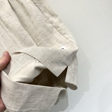 「Sacai 26夏季系列款 麻料休闲短裤」松紧抽绳高腰不挑腰,A字阔腿+裤脚开叉巨藏肉,天然麻感透气面 「Sacai 26夏季系列款 麻料休闲短裤」松紧抽绳高腰不挑腰,A字阔腿+裤脚开叉巨藏肉,天然麻感透气面