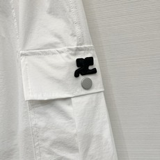 「Courreges 工装休闲短裤」谁穿谁好看的韩系松弛感,冰感锦纶面料,上身自带降温效果,高腰A字版型 「Courreges 工装休闲短裤」谁穿谁好看的韩系松弛感,冰感锦纶面料,上身自带降温效果,高腰A字版型