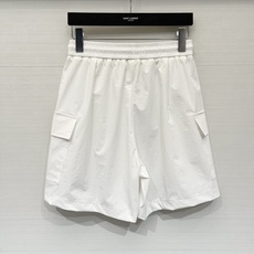 「Courreges 工装休闲短裤」谁穿谁好看的韩系松弛感,冰感锦纶面料,上身自带降温效果,高腰A字版型 「Courreges 工装休闲短裤」谁穿谁好看的韩系松弛感,冰感锦纶面料,上身自带降温效果,高腰A字版型